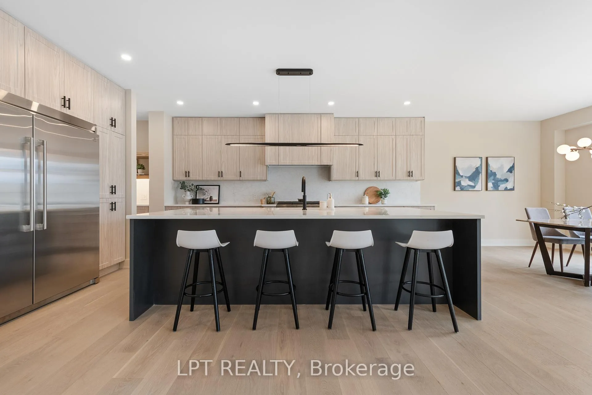 Photo 12 of 400 Ashbee Court, Ottawa, Manotick Village & Manotick Estates — HOMEH