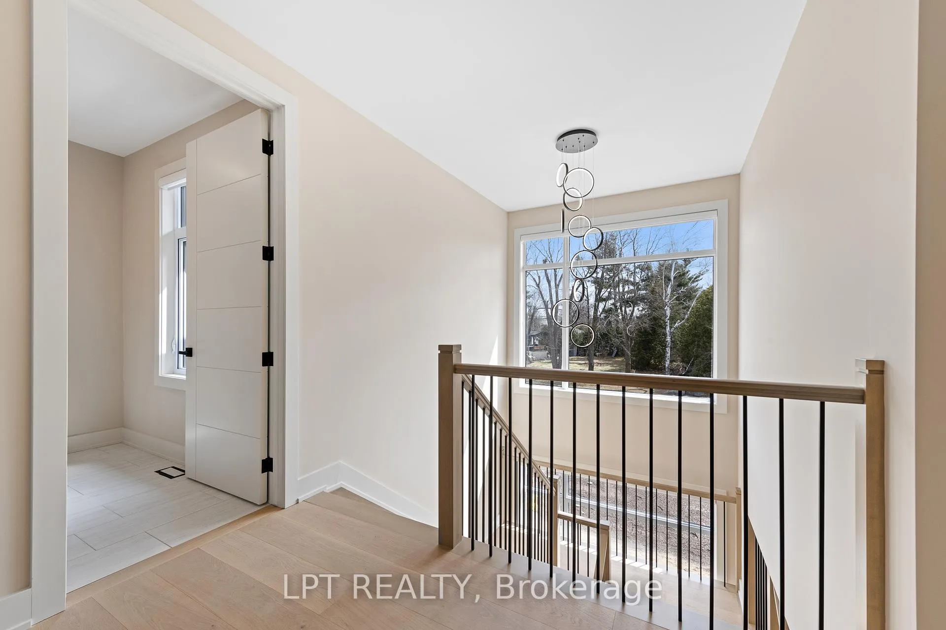 Photo 21 of 400 Ashbee Court, Ottawa, Manotick Village & Manotick Estates — HOMEH