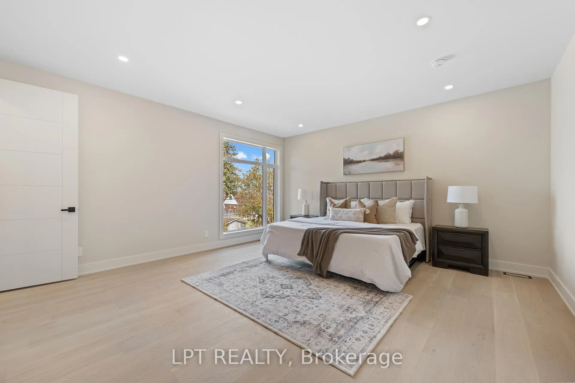 Photo 23 of 400 Ashbee Court, Ottawa, Manotick Village & Manotick Estates — HOMEH