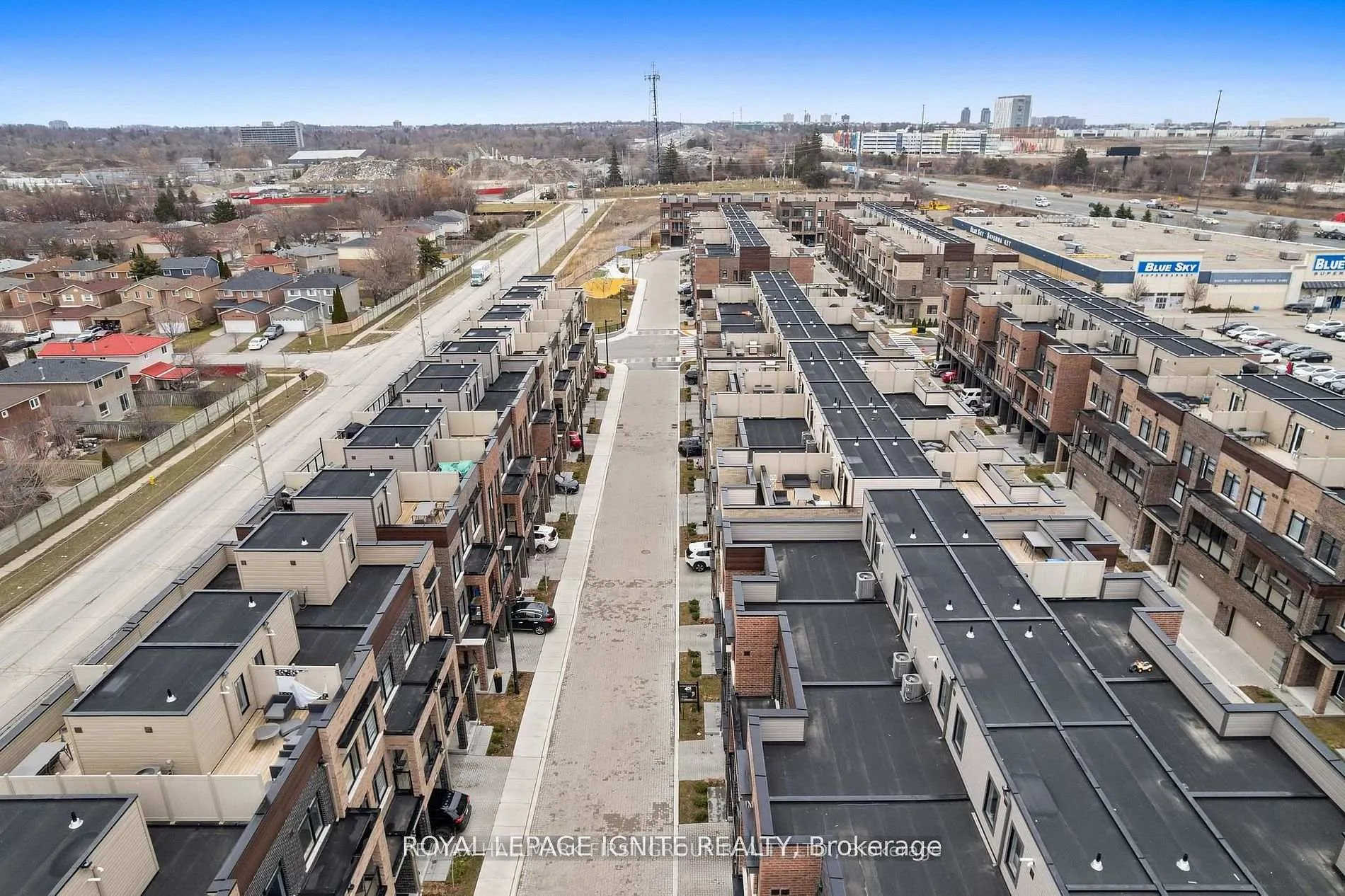 Photo 38 of Unit 1501, 1865 Pickering Parkway, Pickering, Village East — HOMEH