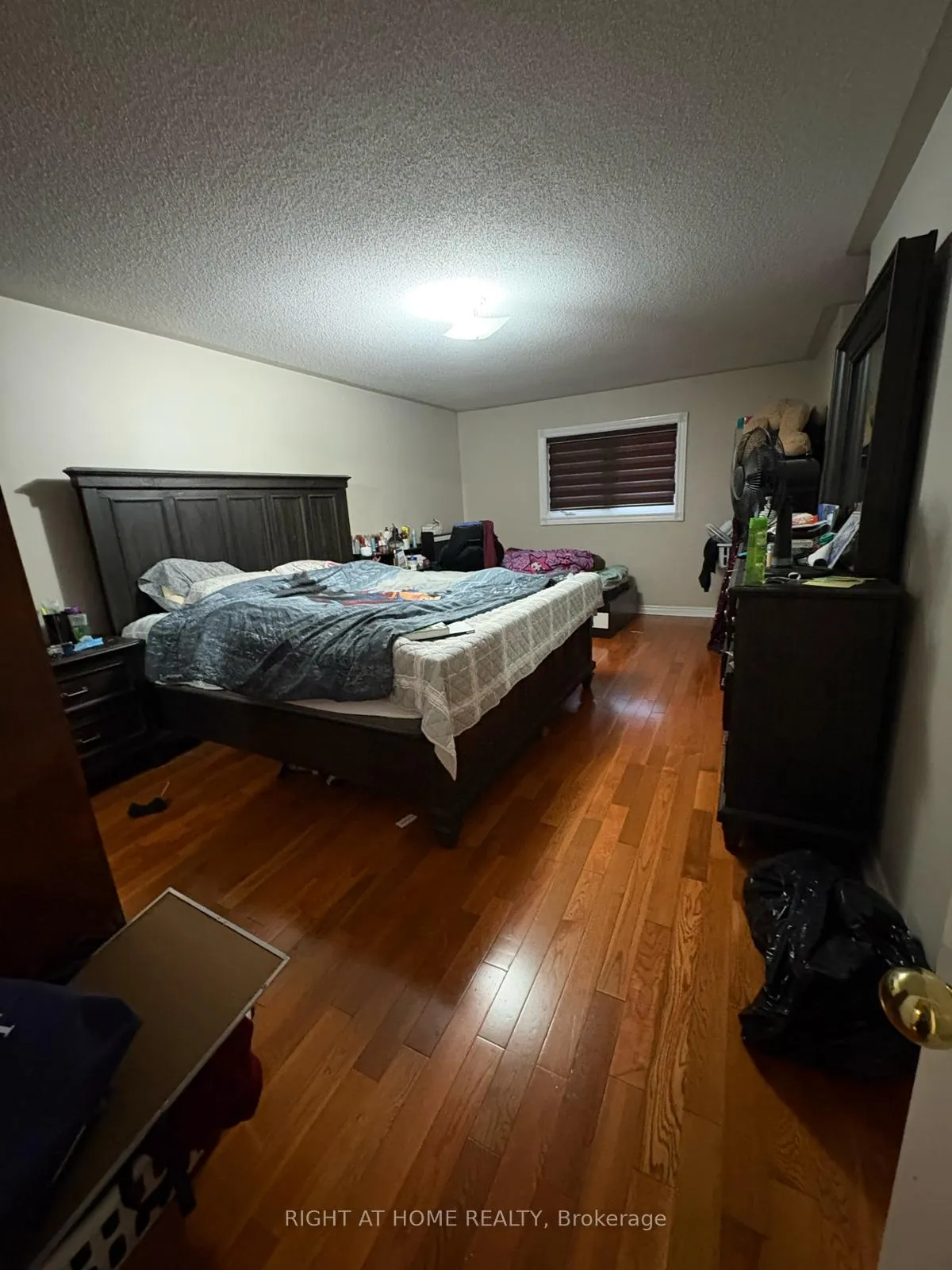 Photo 4 of 18 Eastbrook Way, Brampton, Bram East — HOMEH