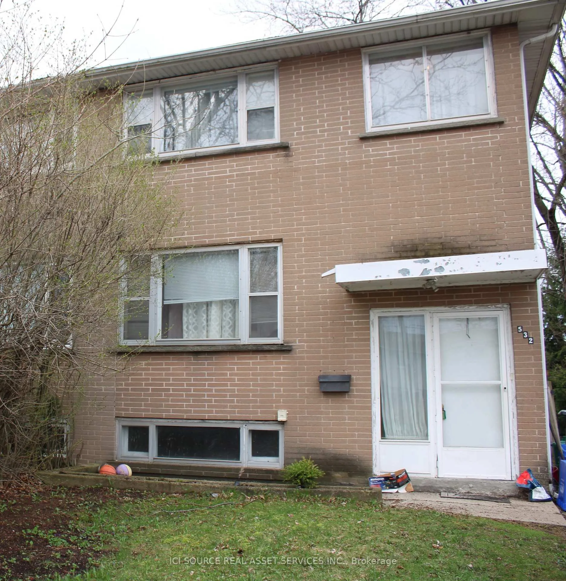 Photo 2 of 532 Appleby Line, Burlington, Shoreacres — HOMEH
