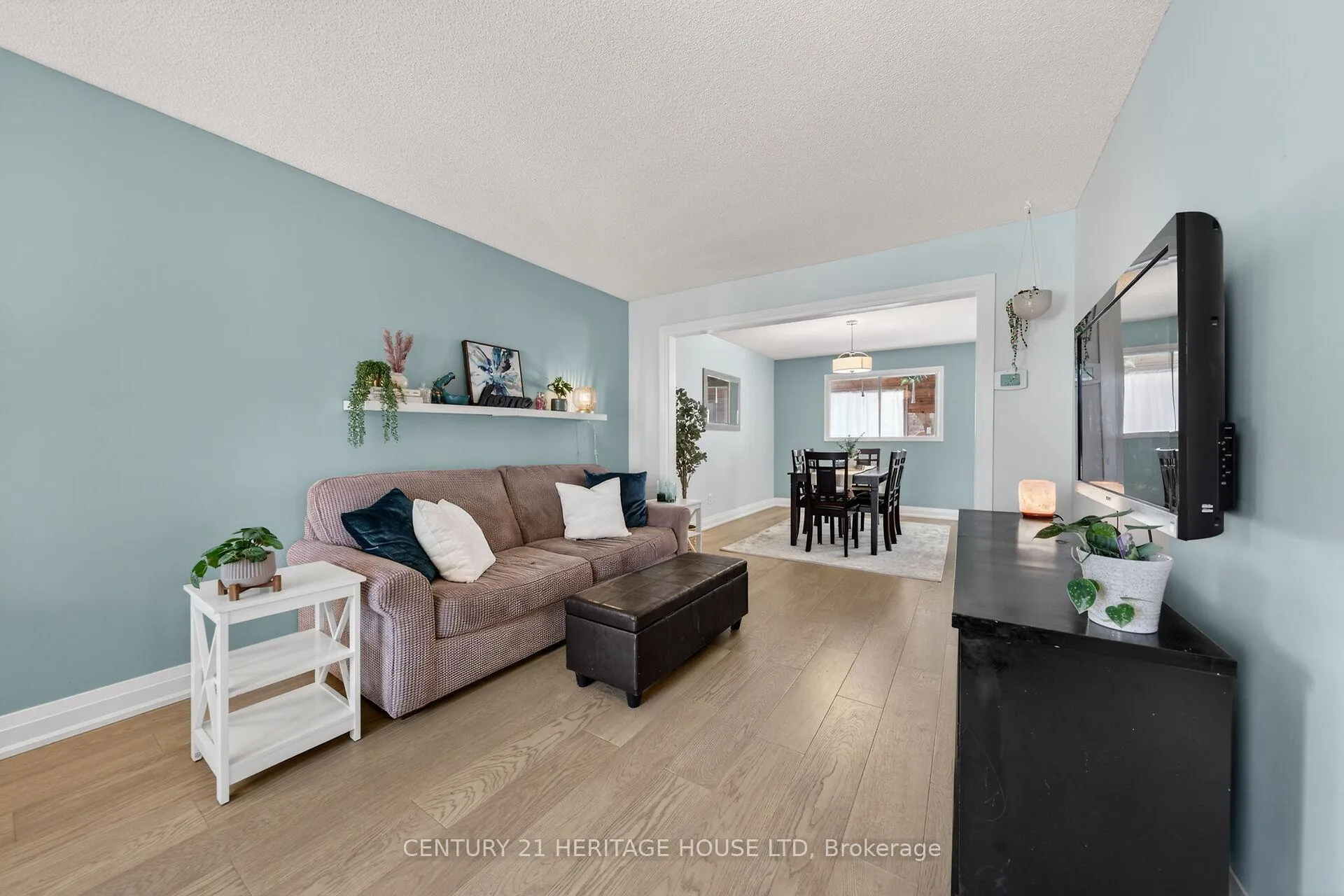 Photo 15 of 3 Bowes Court, Caledon, Bolton West — HOMEH