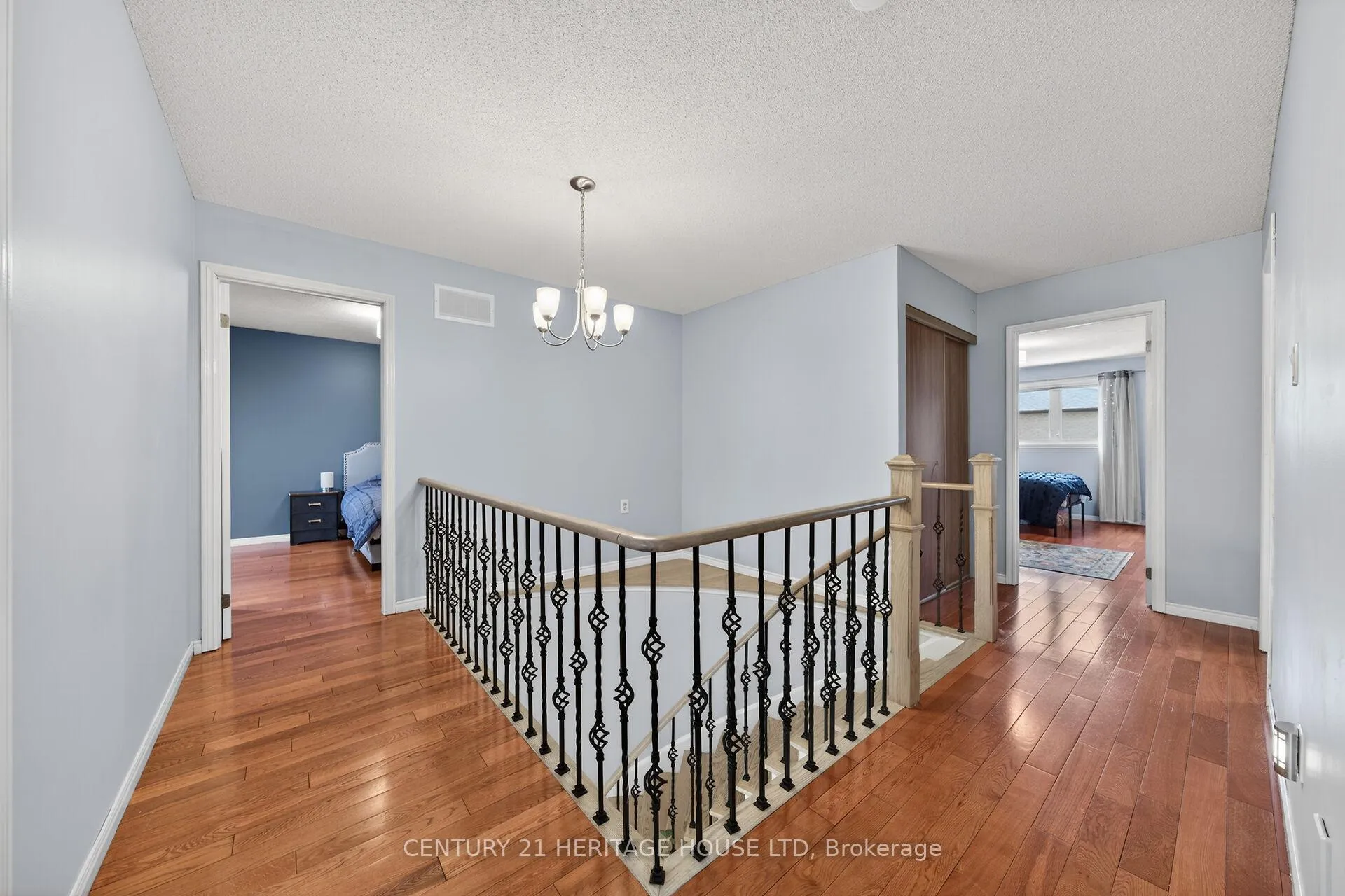 Photo 17 of 3 Bowes Court, Caledon, Bolton West — HOMEH