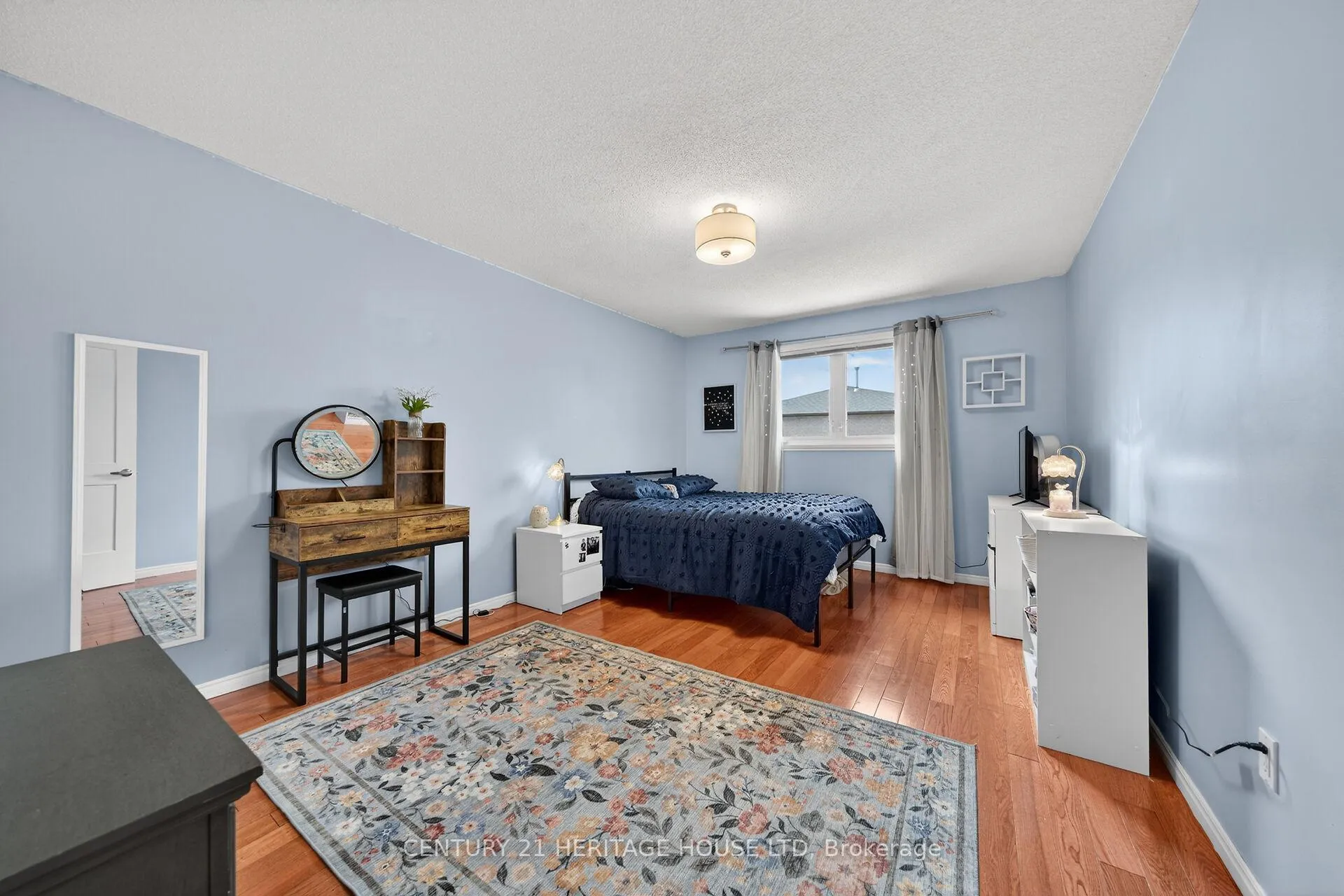 Photo 19 of 3 Bowes Court, Caledon, Bolton West — HOMEH