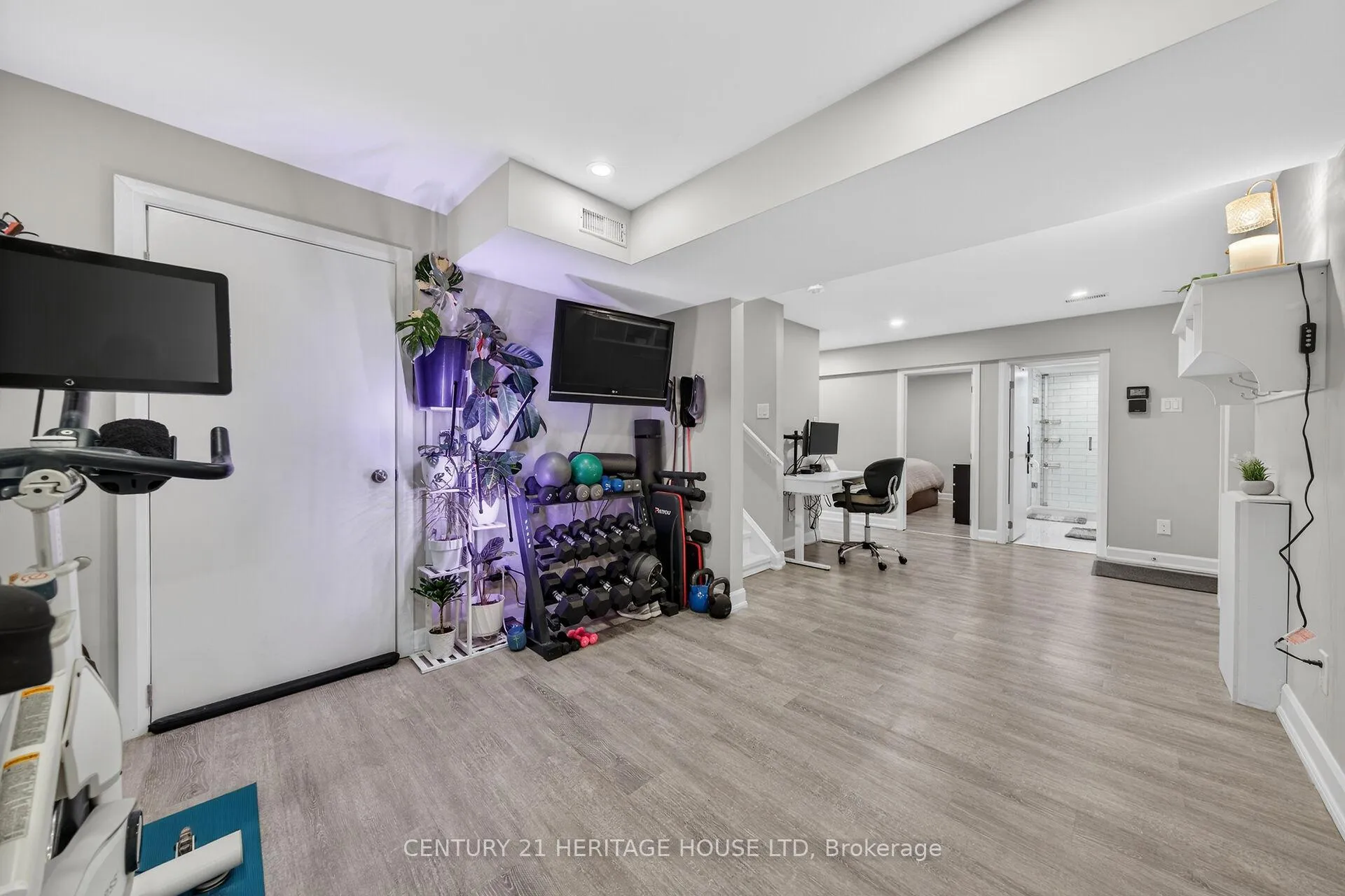 Photo 32 of 3 Bowes Court, Caledon, Bolton West — HOMEH