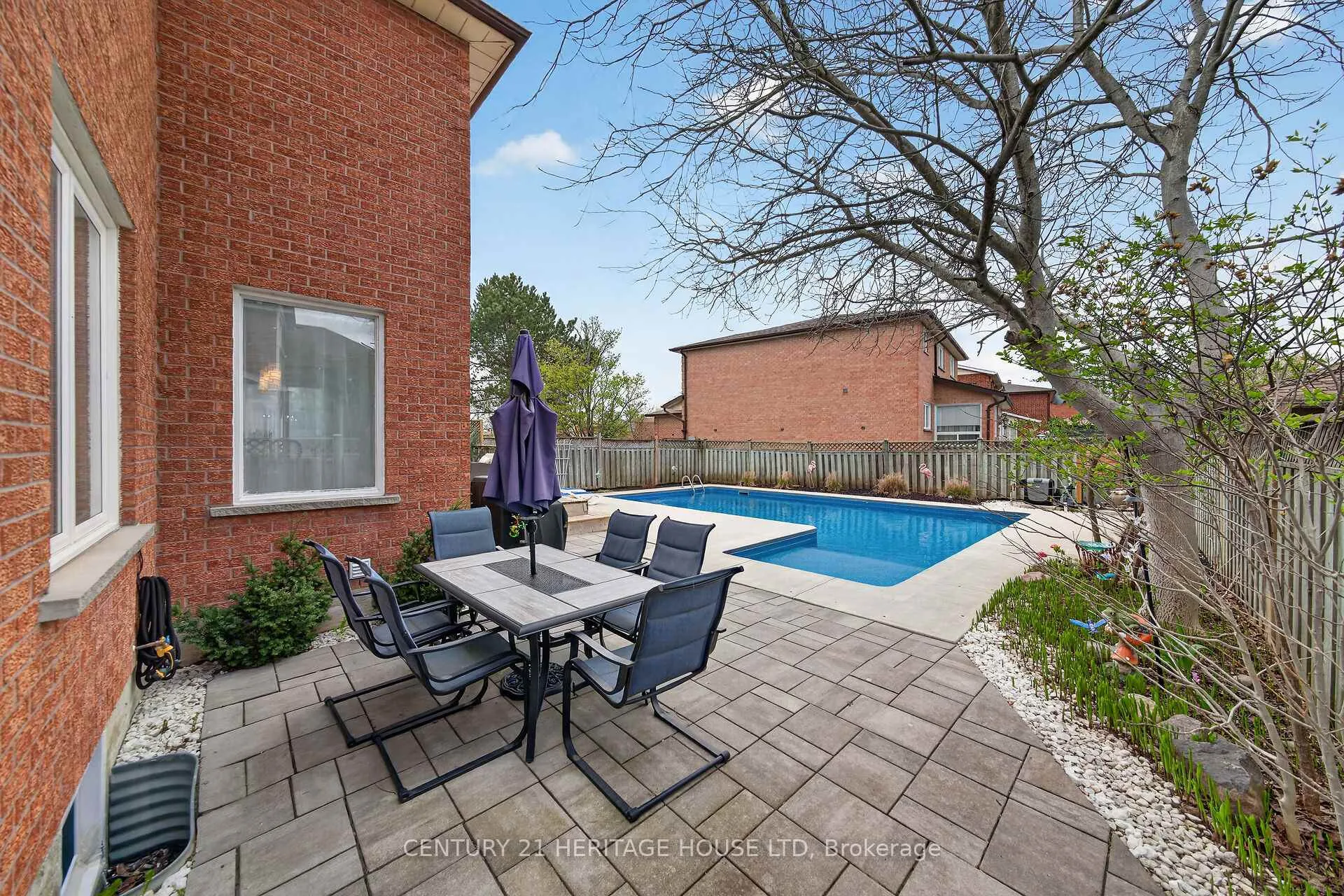 Photo 43 of 3 Bowes Court, Caledon, Bolton West — HOMEH