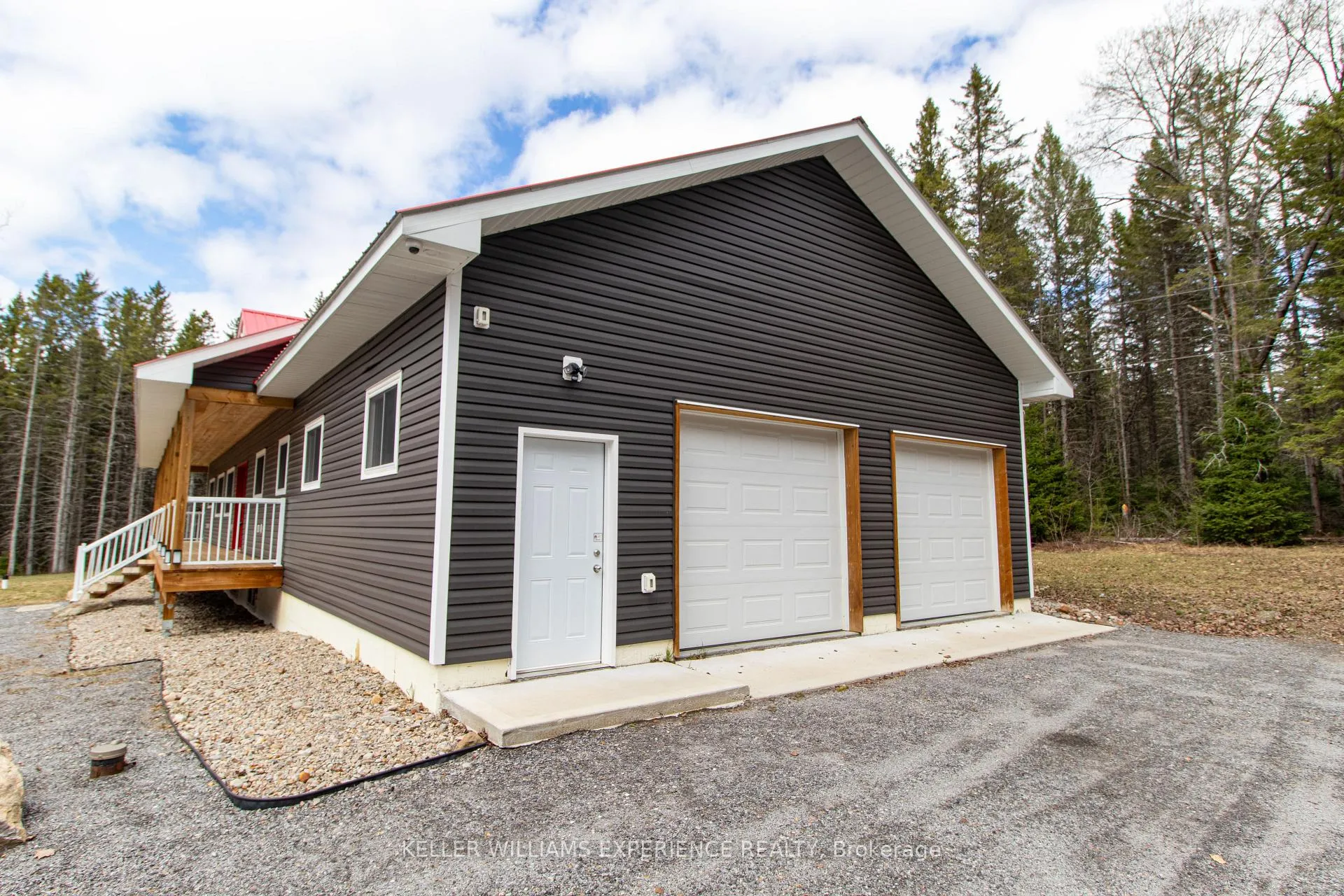 Photo 3 of 213 Yearley Road, McMurrich/Monteith, McMurrich — HOMEH