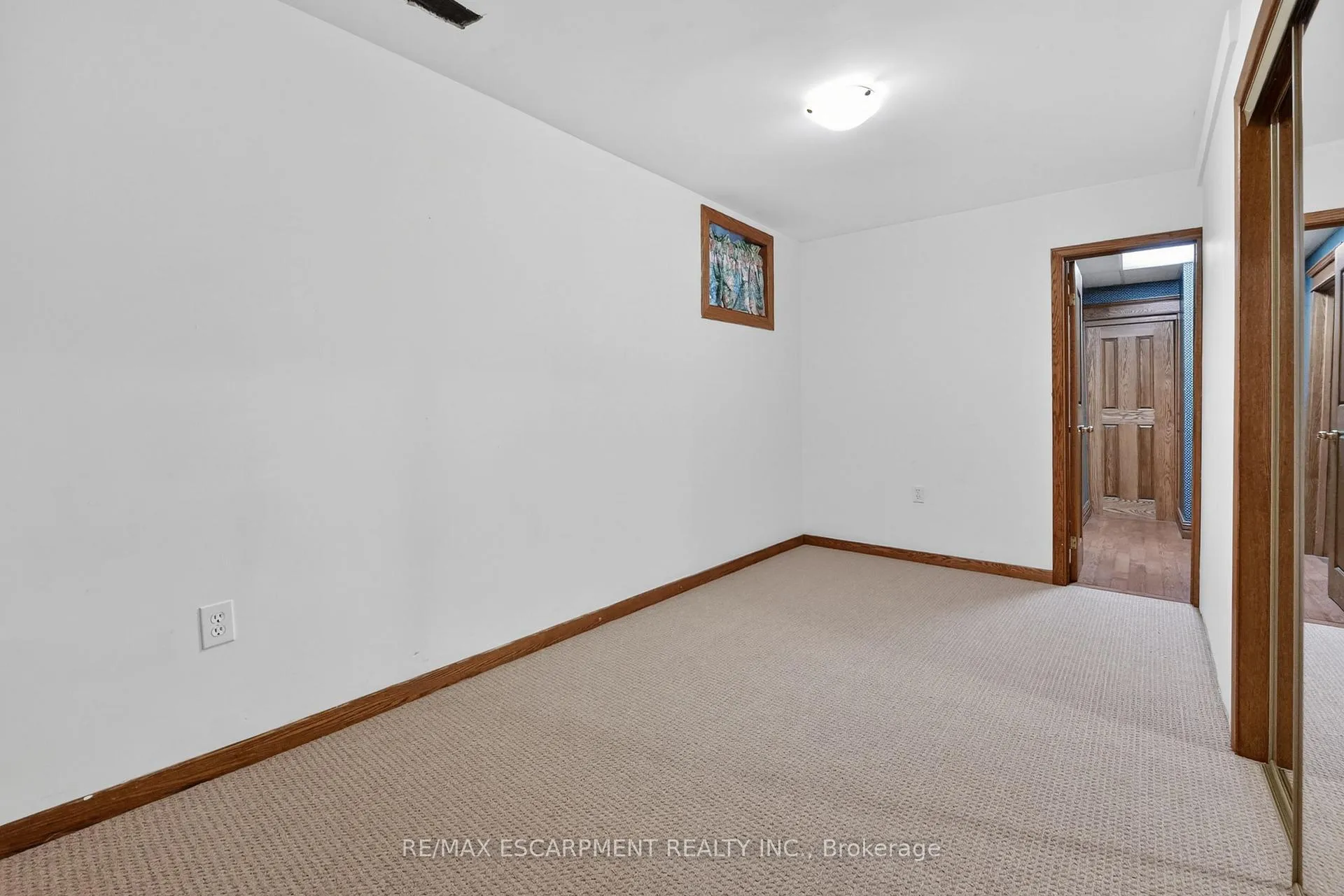Photo 26 of 61 Mountain Road, Grimsby, Grimsby East — HOMEH