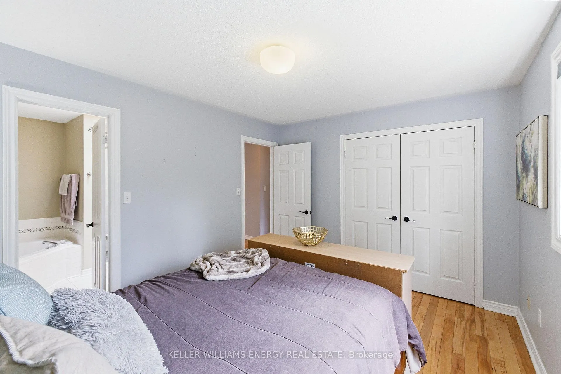 Photo 19 of 86 Rhonda Boulevard, Clarington, Bowmanville — HOMEH