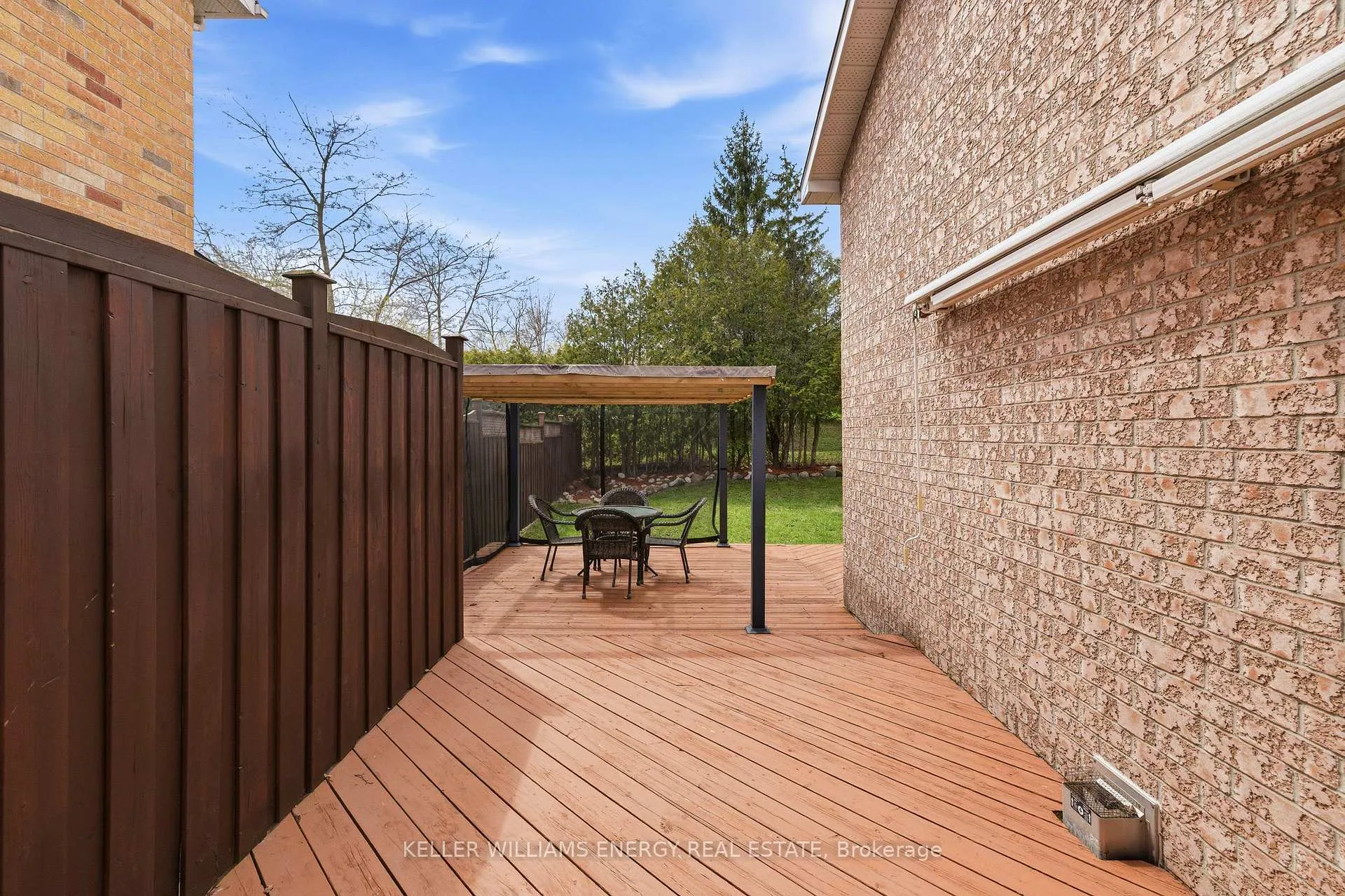 Photo 30 of 86 Rhonda Boulevard, Clarington, Bowmanville — HOMEH
