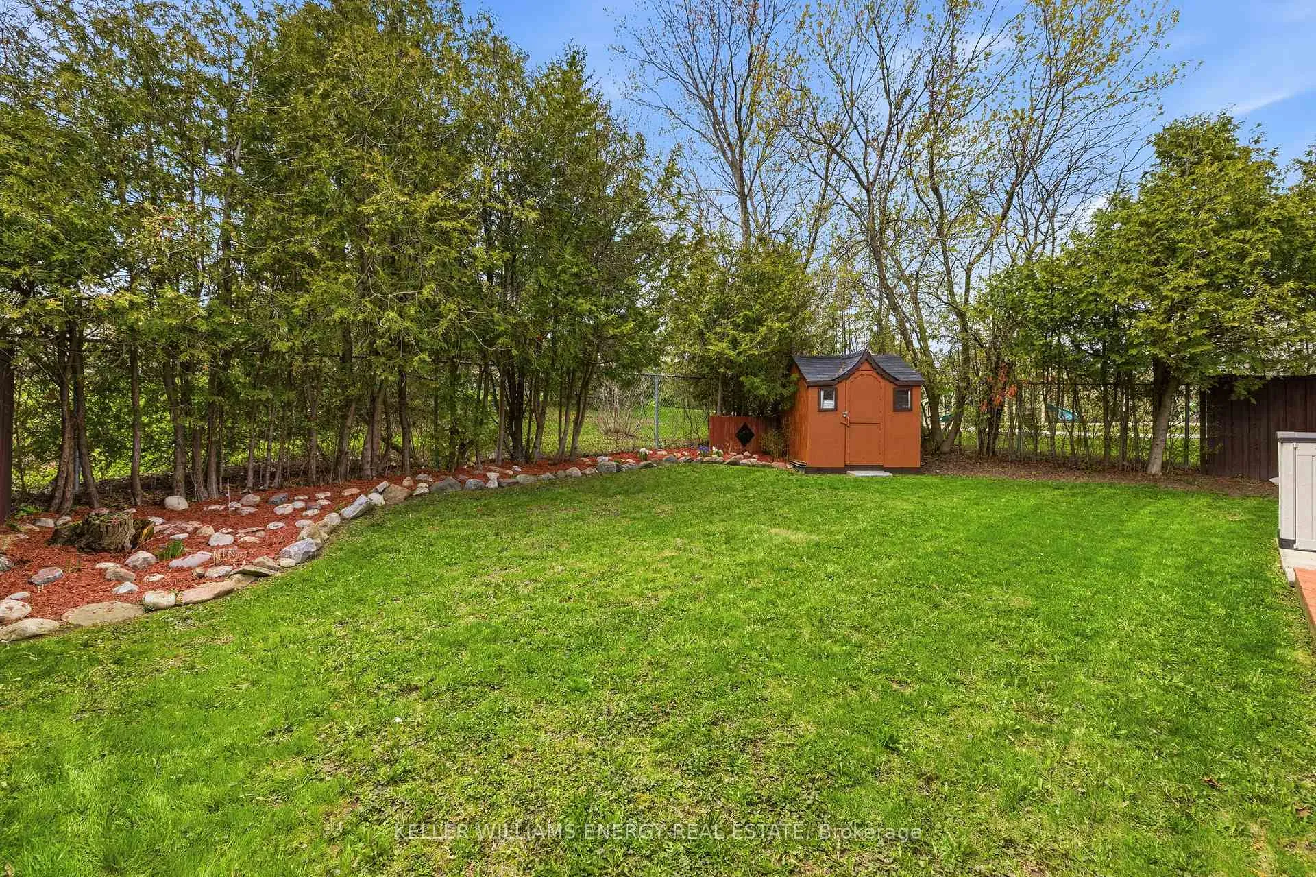 Photo 35 of 86 Rhonda Boulevard, Clarington, Bowmanville — HOMEH