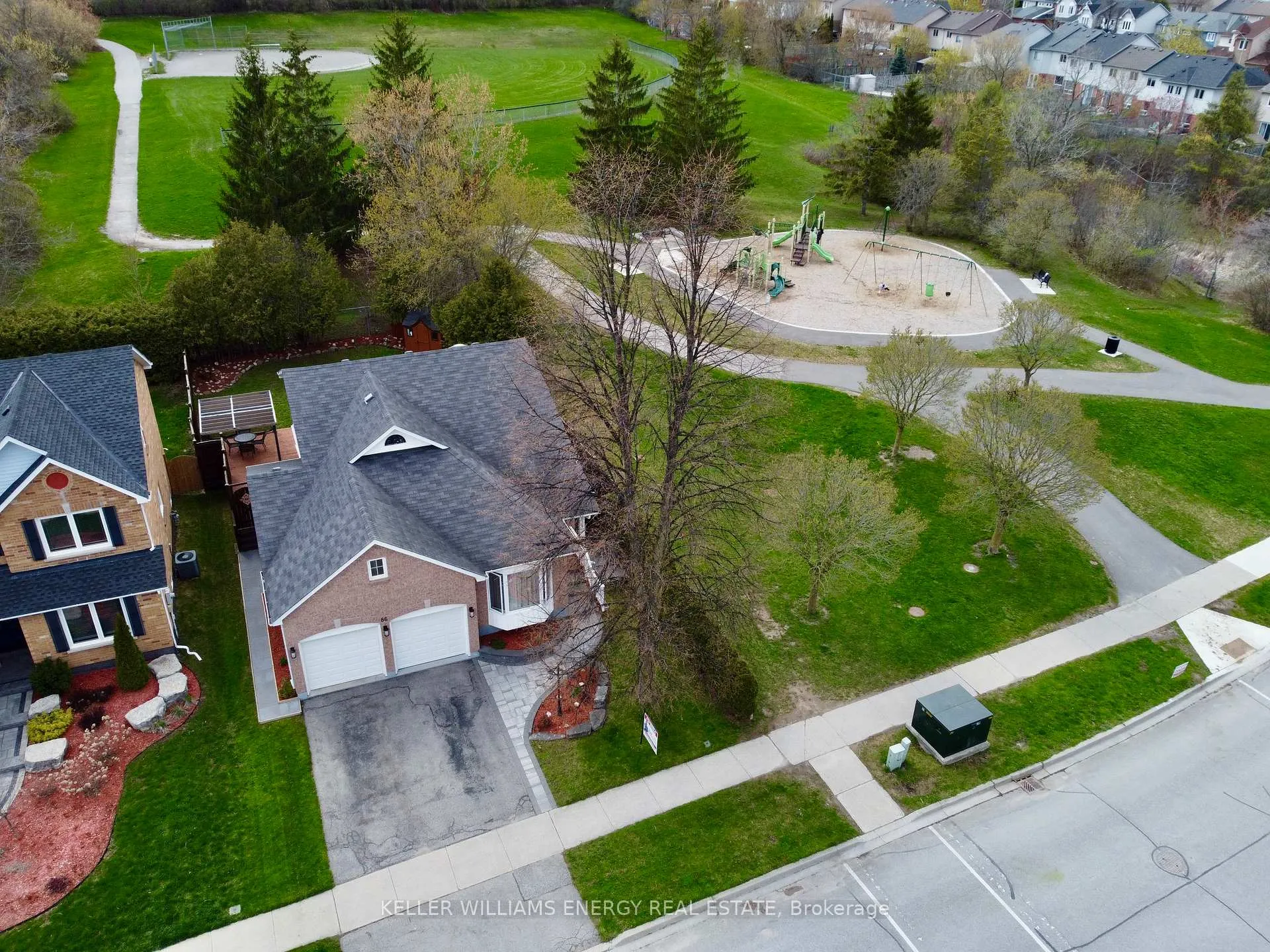 Photo 41 of 86 Rhonda Boulevard, Clarington, Bowmanville — HOMEH