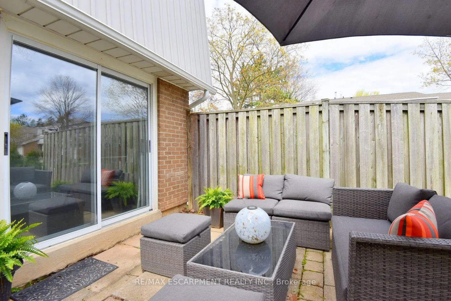 Photo 28 of Unit 1, 477 Woodview Road, Burlington, Roseland — HOMEH