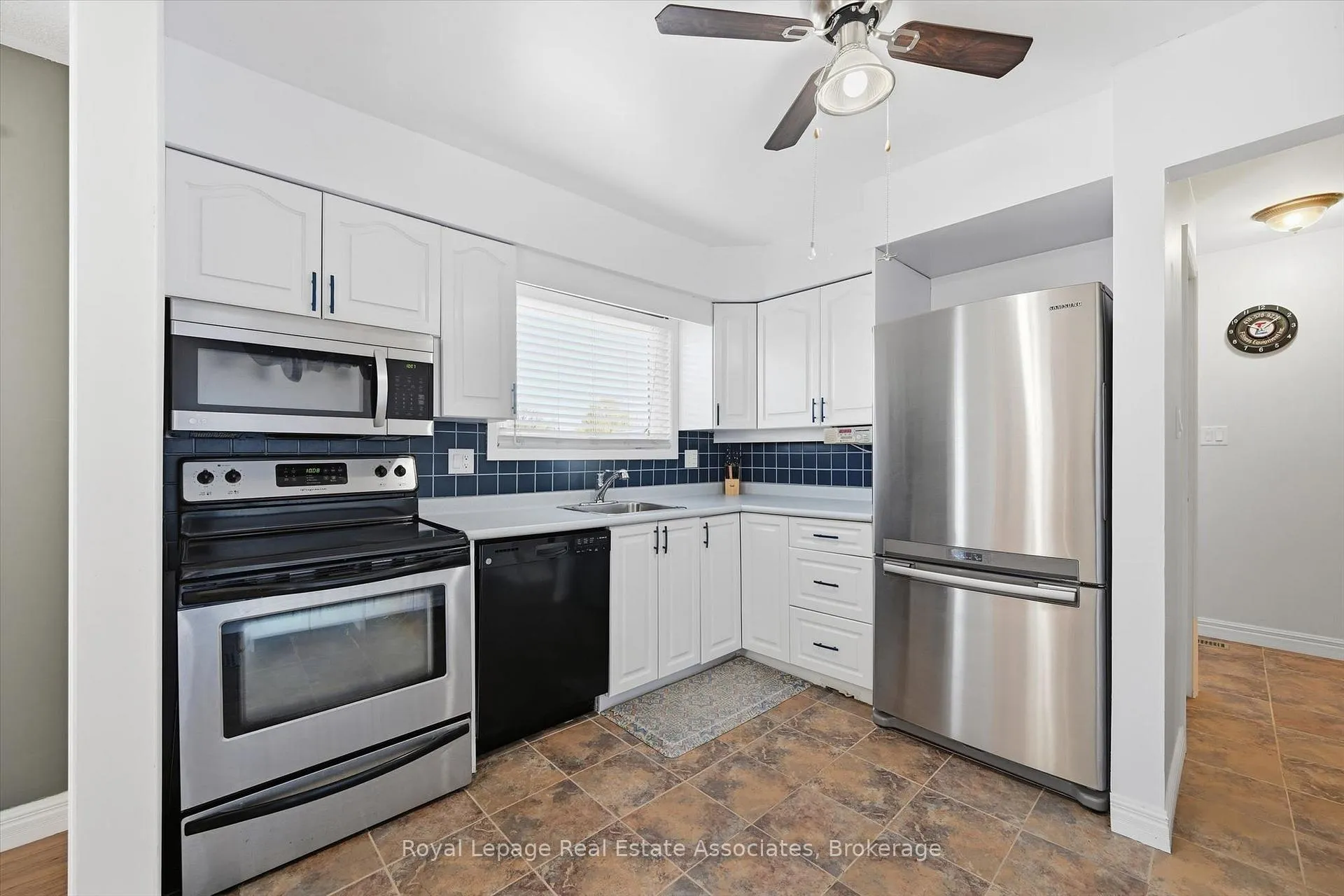 Photo 17 of 107 Billington Crescent, Hamilton, Berrisfield — HOMEH