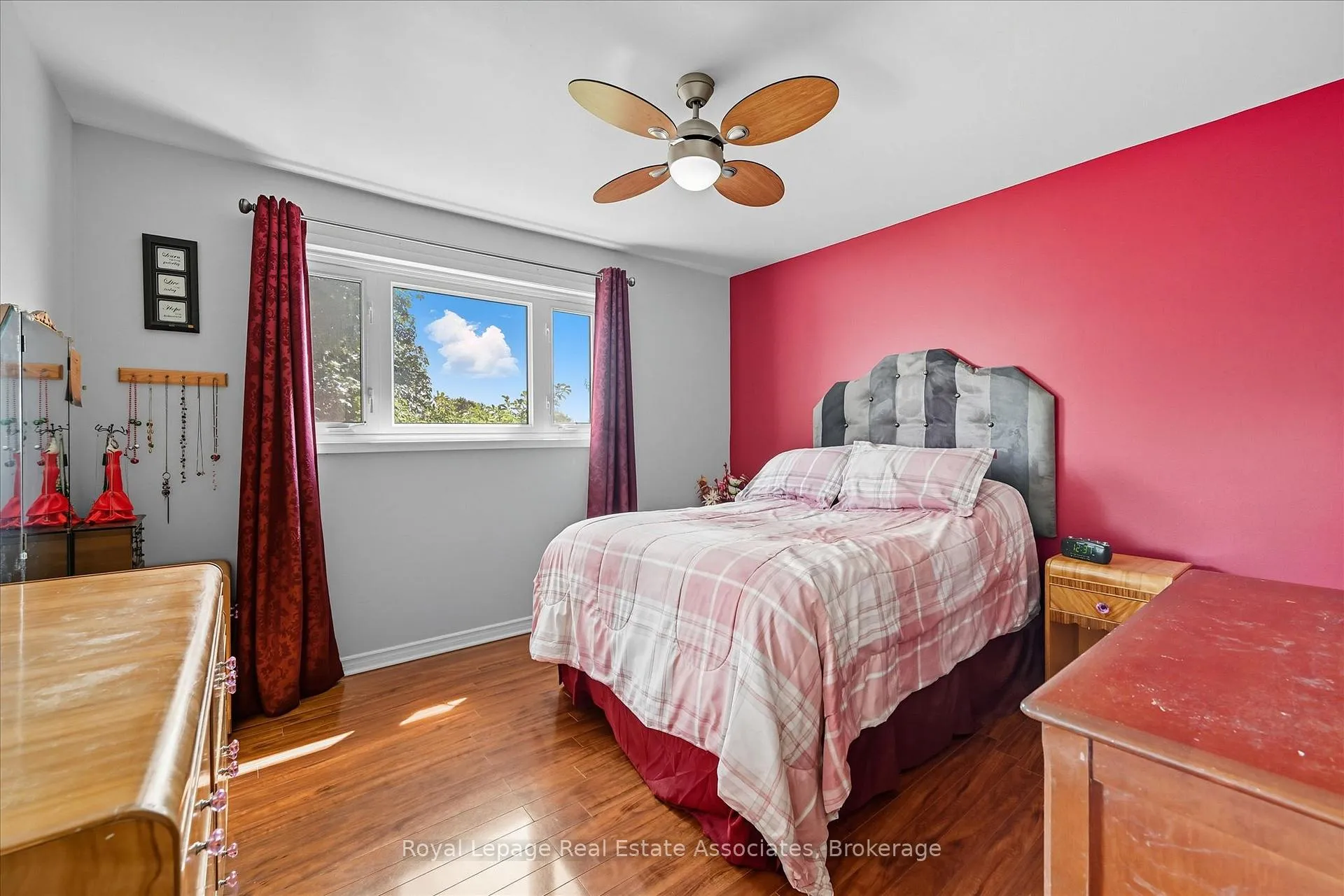 Photo 23 of 107 Billington Crescent, Hamilton, Berrisfield — HOMEH