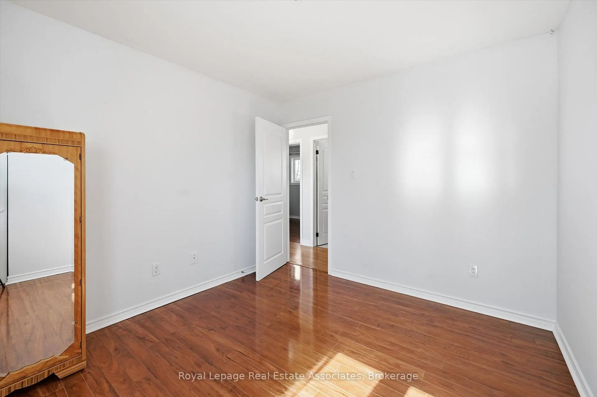 Photo 26 of 107 Billington Crescent, Hamilton, Berrisfield — HOMEH