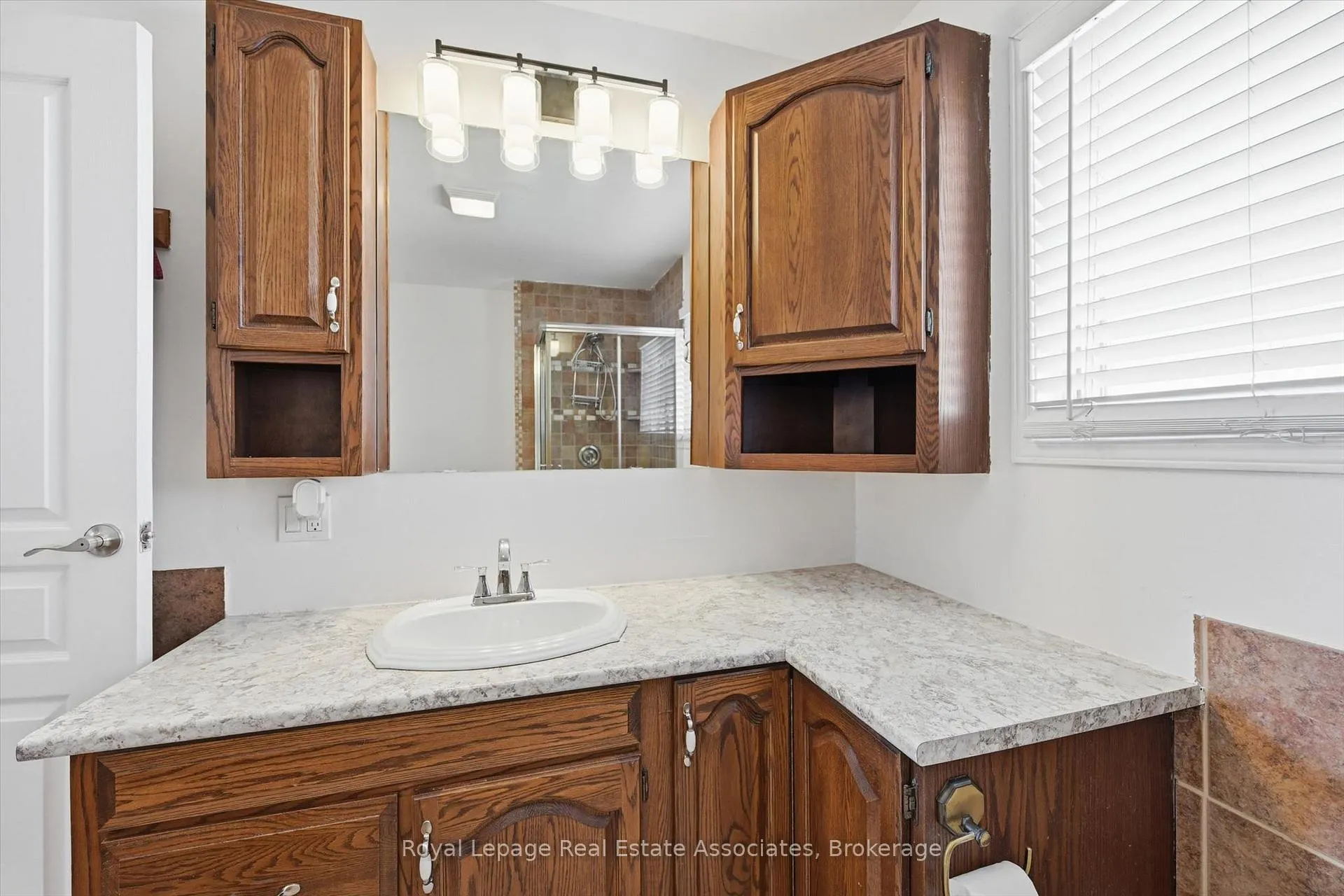 Photo 30 of 107 Billington Crescent, Hamilton, Berrisfield — HOMEH