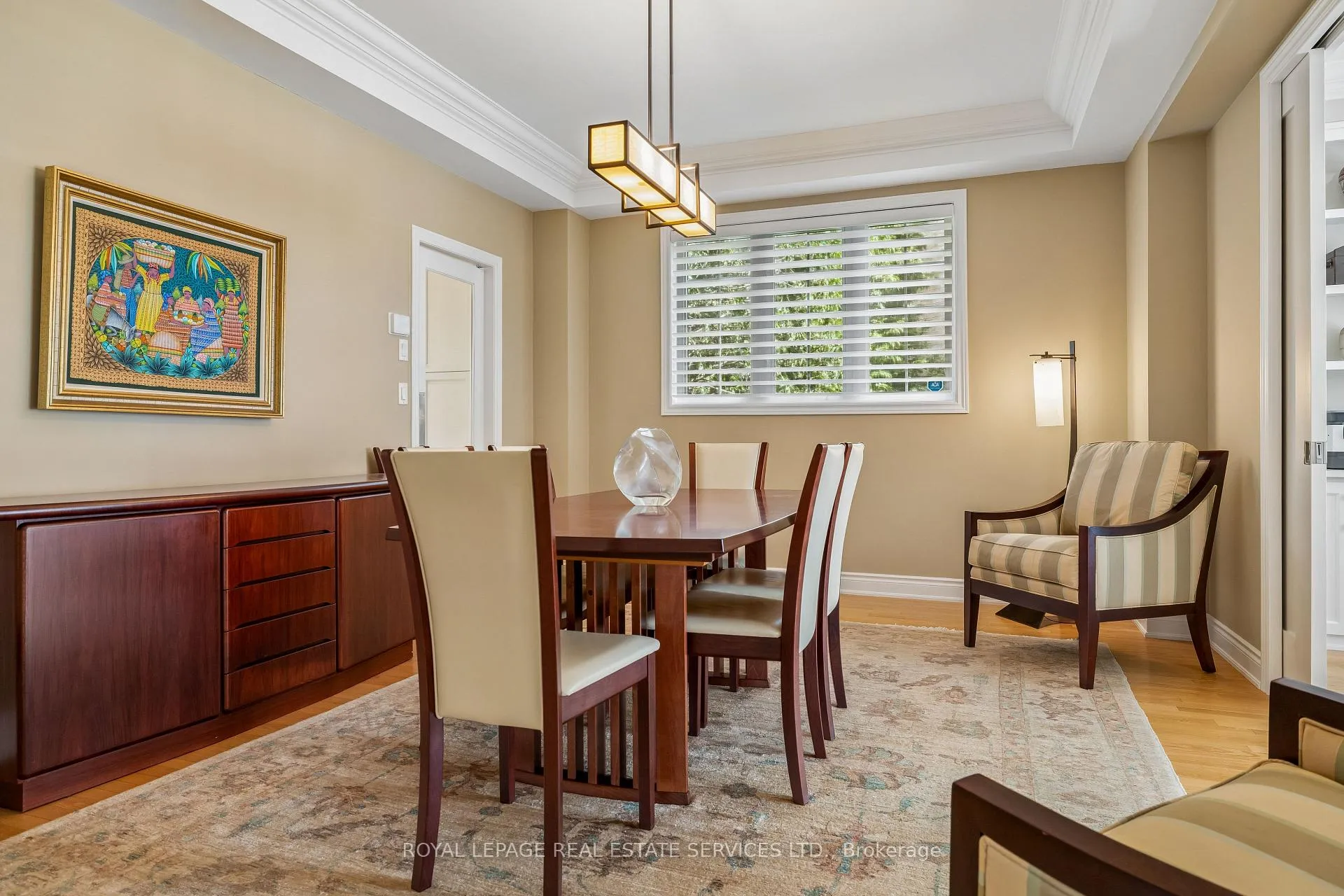 Photo 5 of 1020 Valley Crest Circle, Oakville, River Oaks — HOMEH
