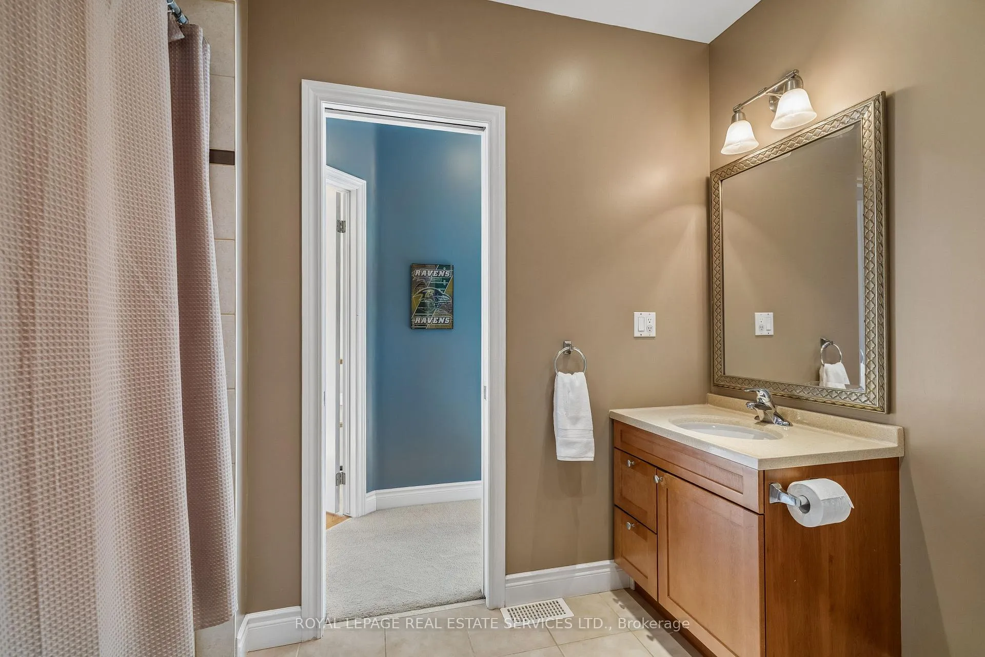 Photo 21 of 1020 Valley Crest Circle, Oakville, River Oaks — HOMEH
