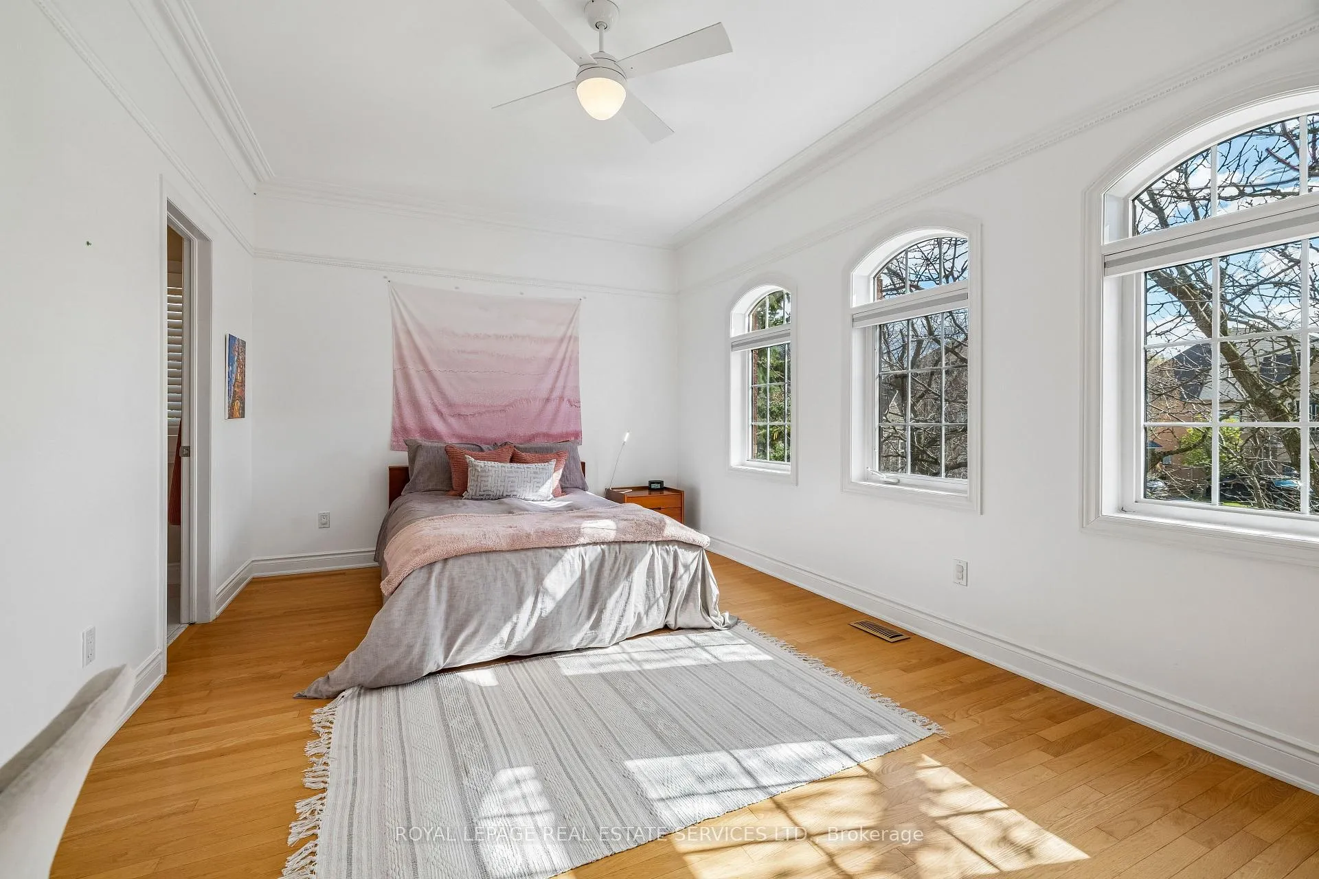 Photo 24 of 1020 Valley Crest Circle, Oakville, River Oaks — HOMEH