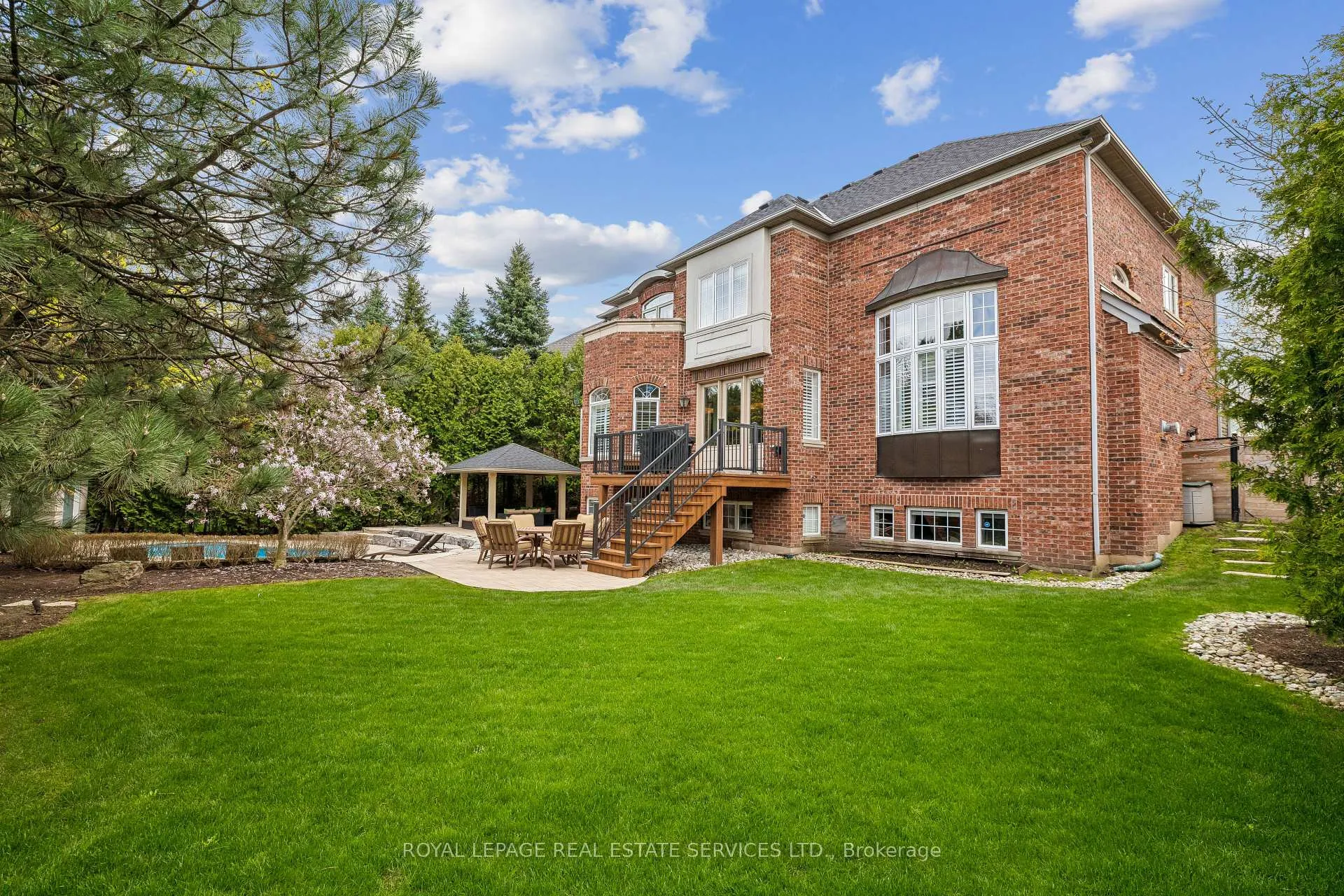 Photo 31 of 1020 Valley Crest Circle, Oakville, River Oaks — HOMEH