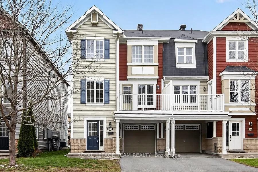 Front of 127 Grenadine Street