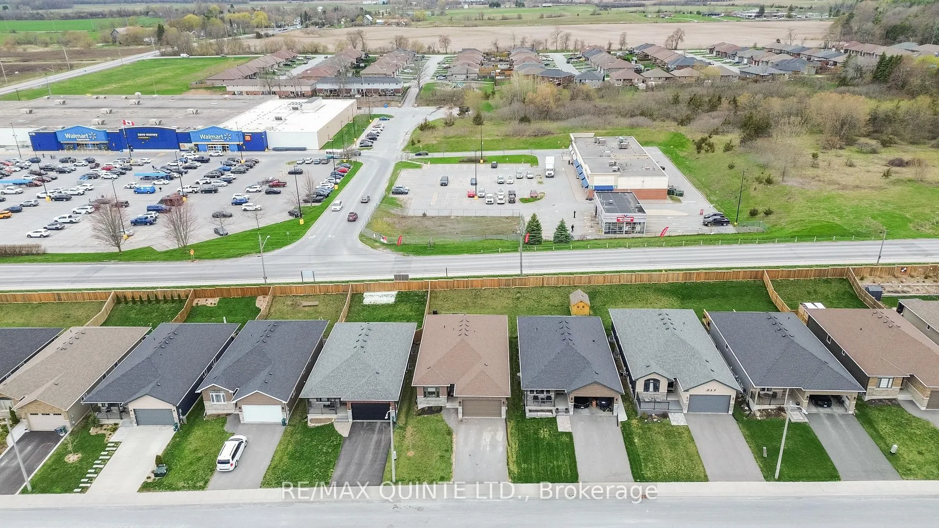 Photo 12 of 126 Northumberland Boulevard, Quinte West, Murray Ward — HOMEH