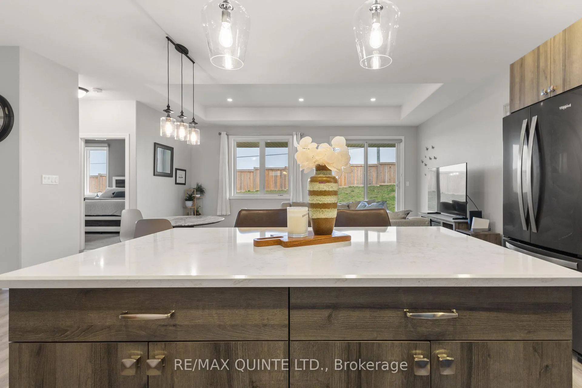 Photo 22 of 126 Northumberland Boulevard, Quinte West, Murray Ward — HOMEH