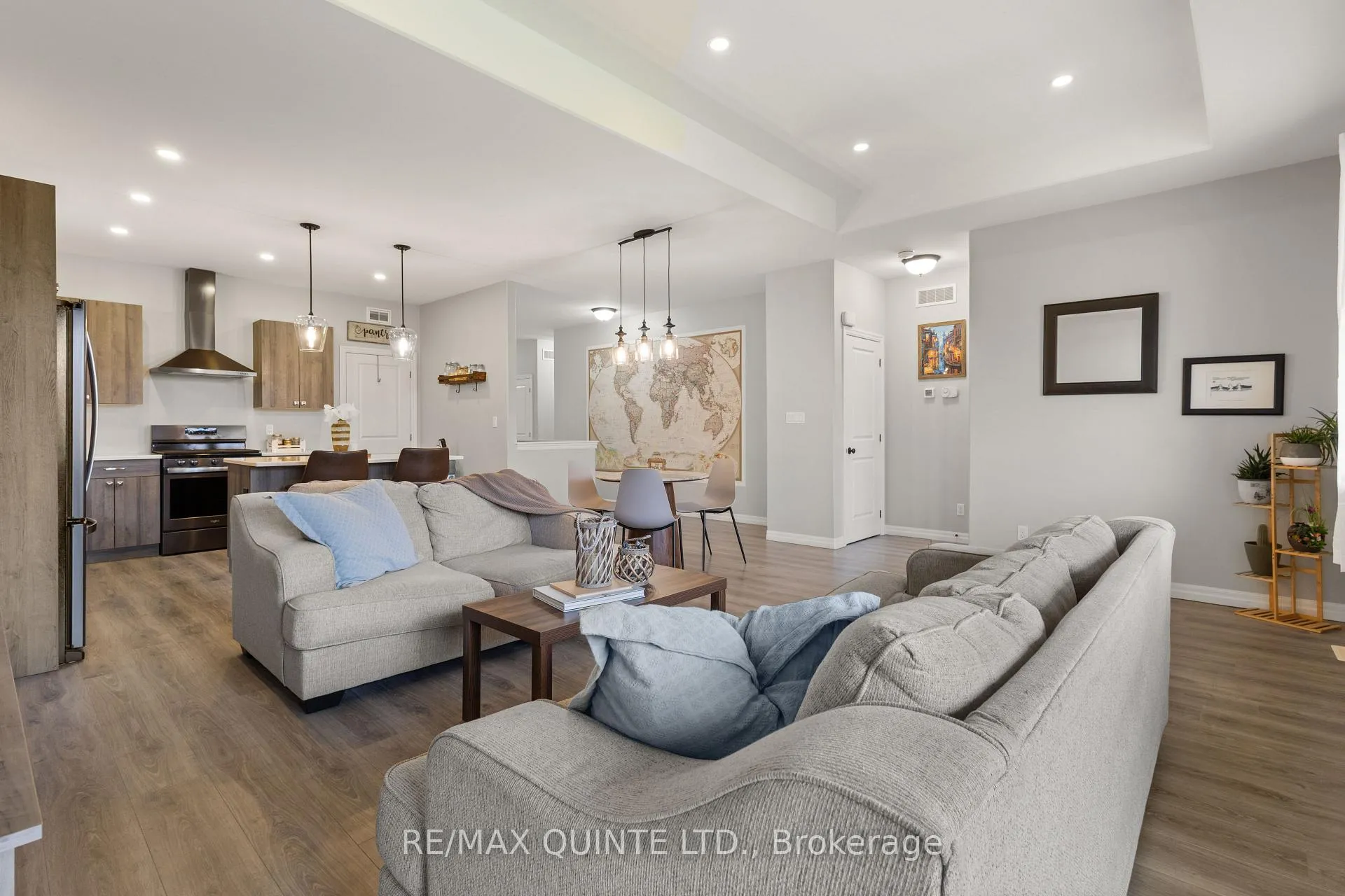 Photo 26 of 126 Northumberland Boulevard, Quinte West, Murray Ward — HOMEH