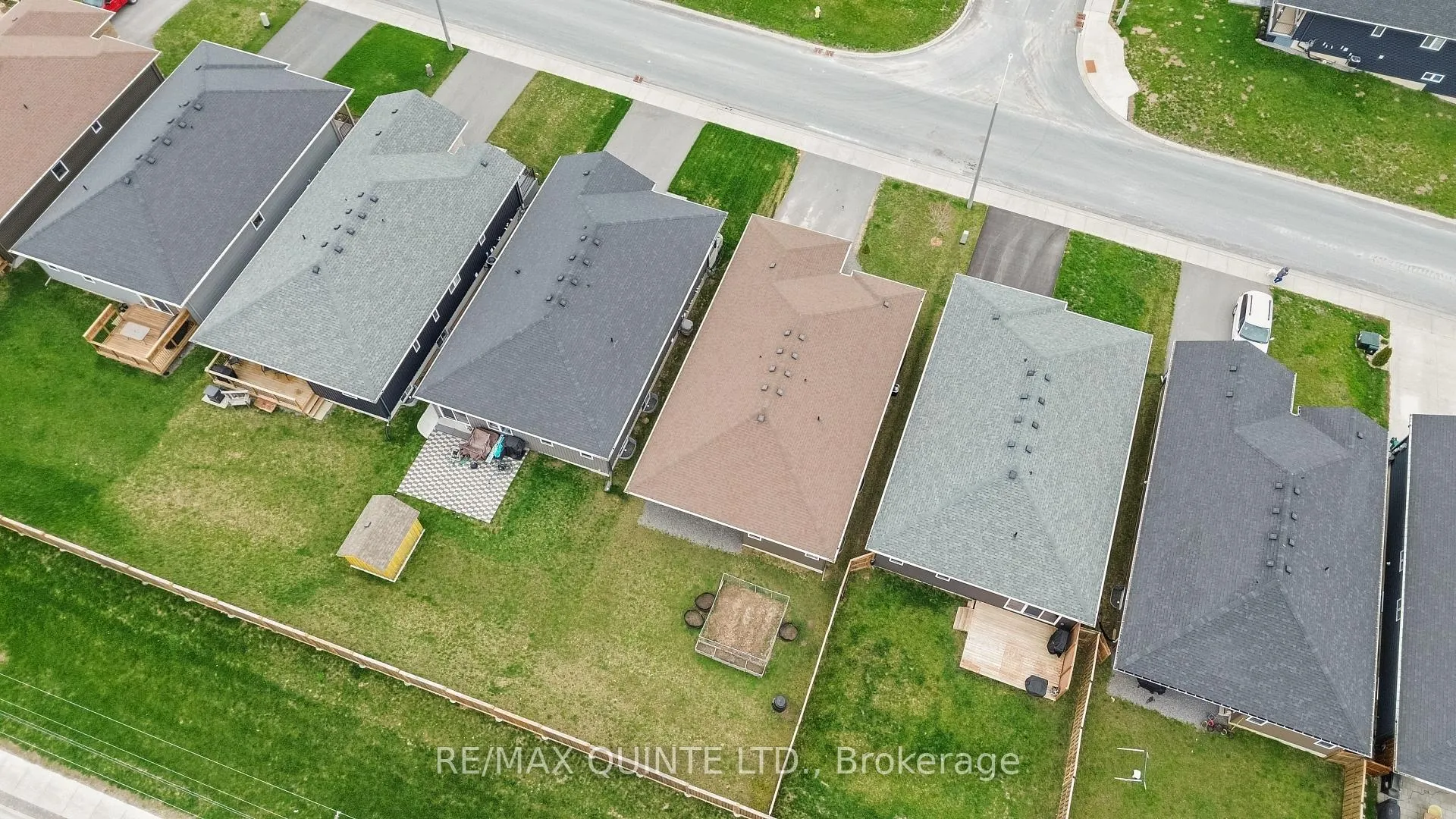 Photo 45 of 126 Northumberland Boulevard, Quinte West, Murray Ward — HOMEH