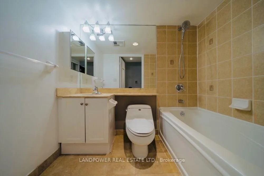 Photo 12 of Unit 3902, 210 Victoria Street, Toronto, Church-Yonge Corridor — HOMEH