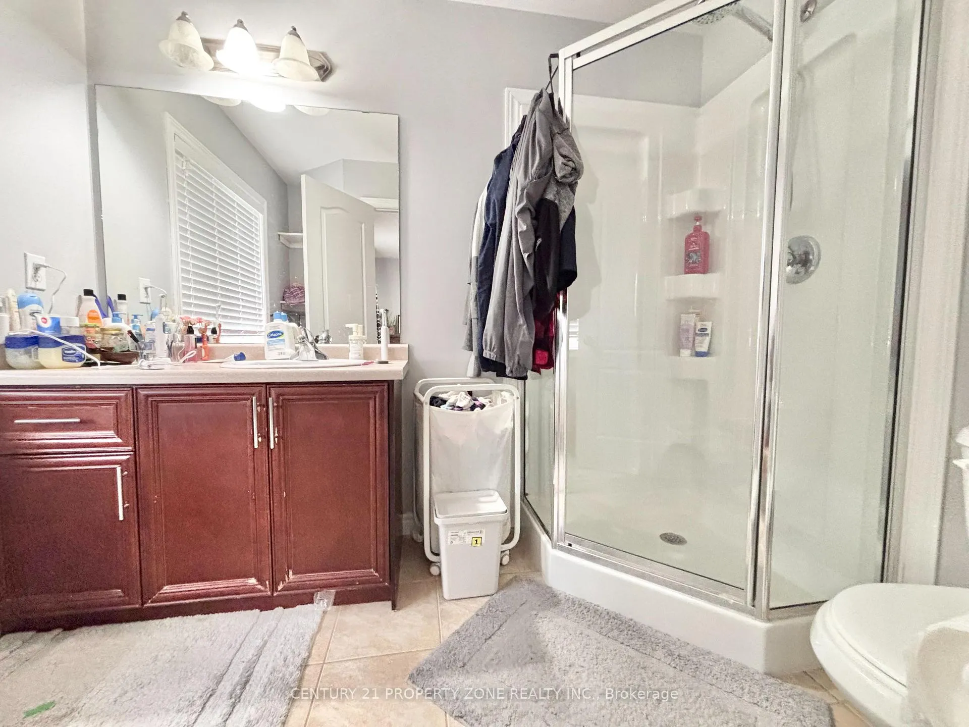 Photo 11 of 7 Marina Point Crescent, Hamilton, Stoney Creek — HOMEH