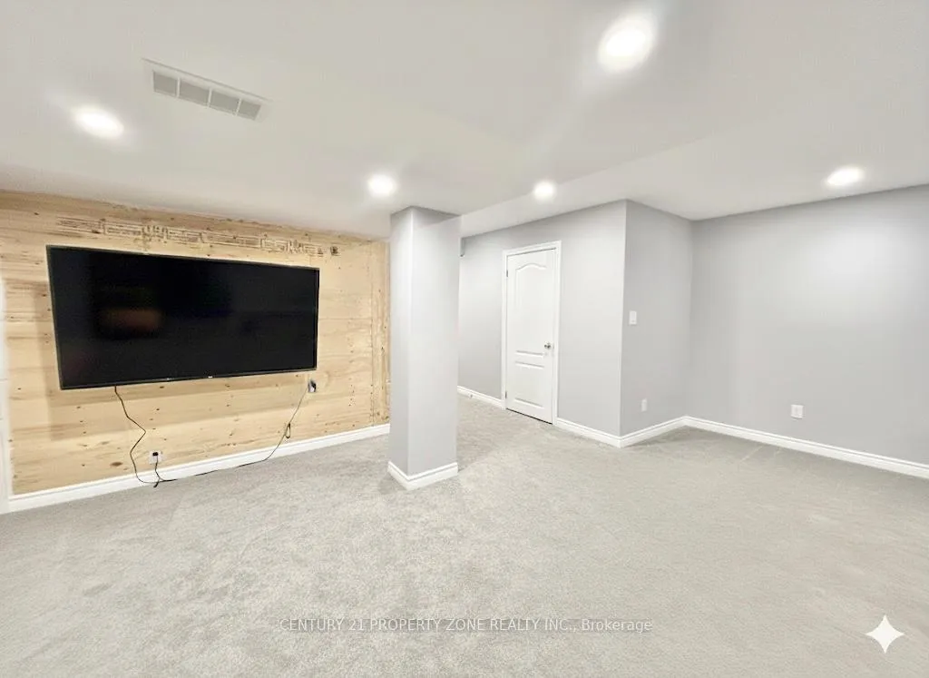 Photo 27 of 7 Marina Point Crescent, Hamilton, Stoney Creek — HOMEH