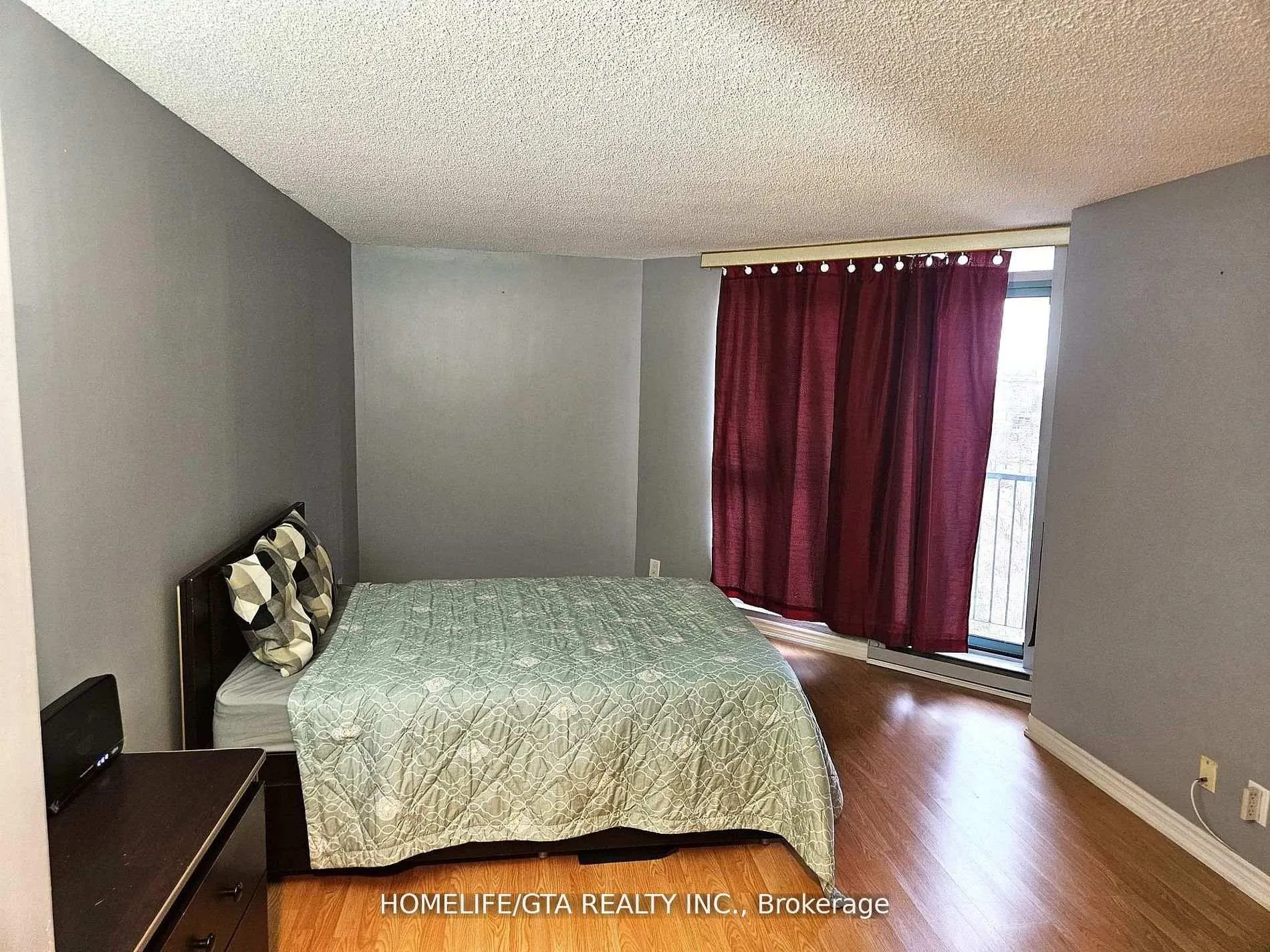 Photo 7 of Unit 1409, 41 Markbrook Lane, Etobicoke, Mount Olive-Silverstone-Jamestown — HOMEH