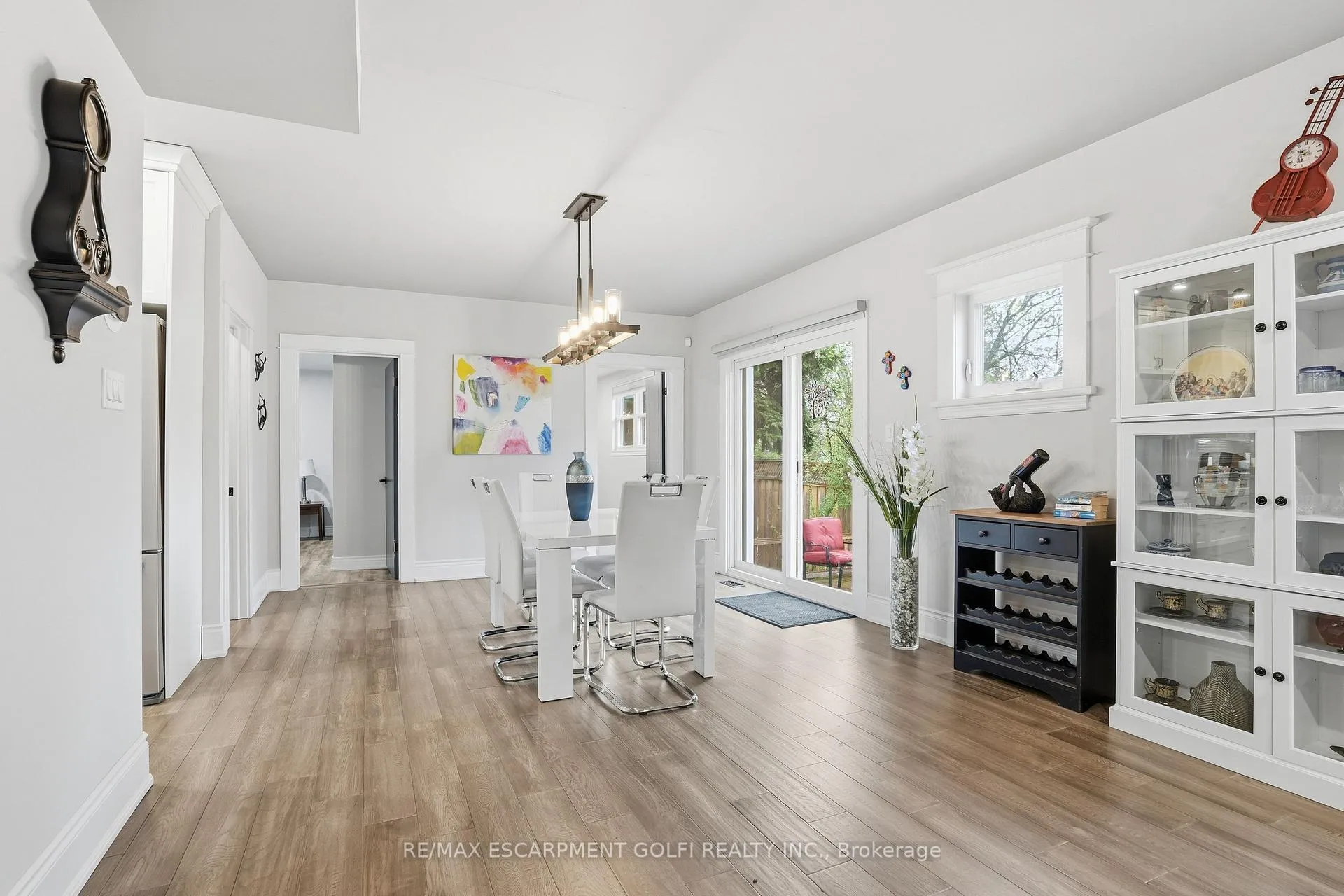 Photo 13 of 4351 Seneca Street, Niagara Falls, Downtown — HOMEH
