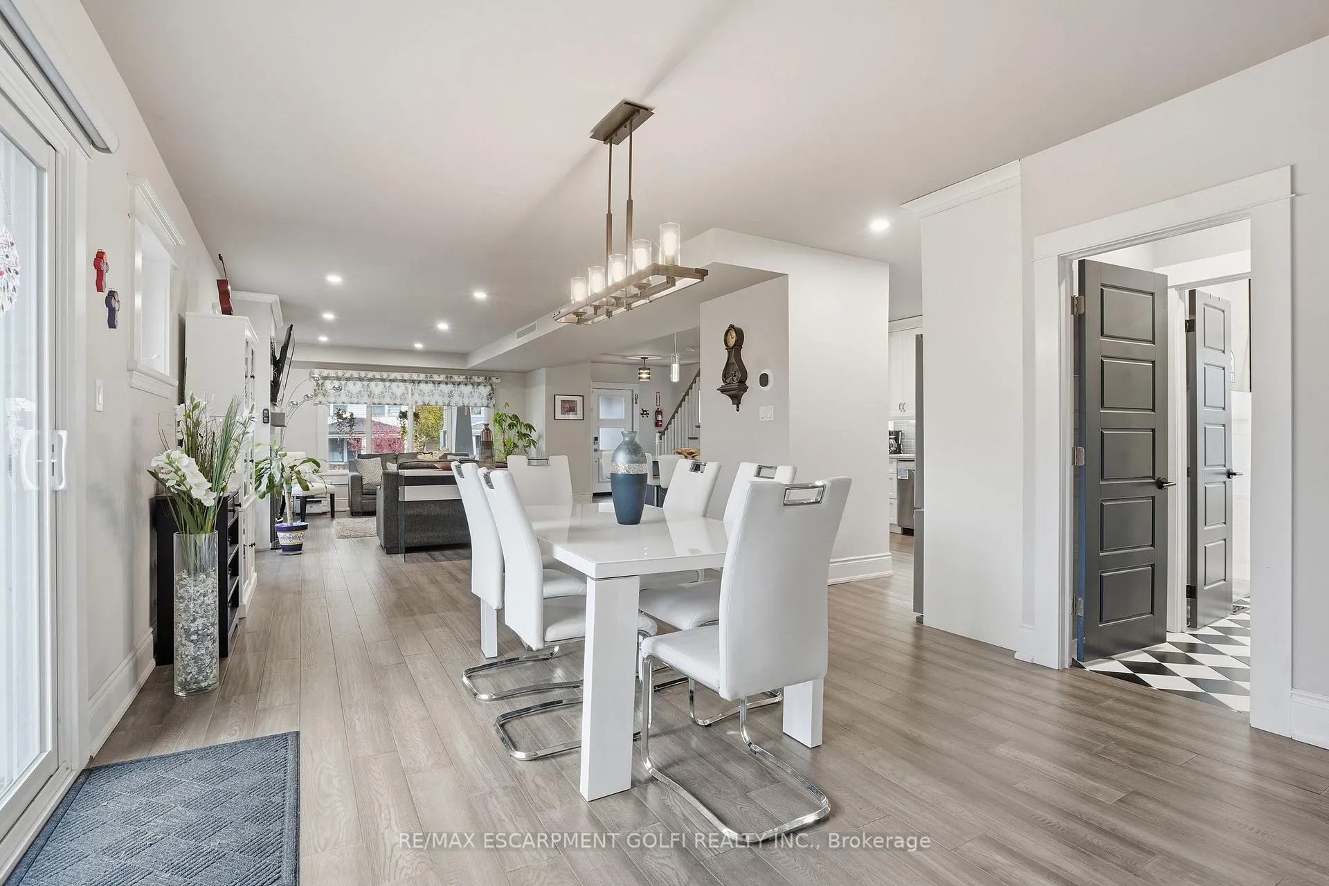 Photo 14 of 4351 Seneca Street, Niagara Falls, Downtown — HOMEH