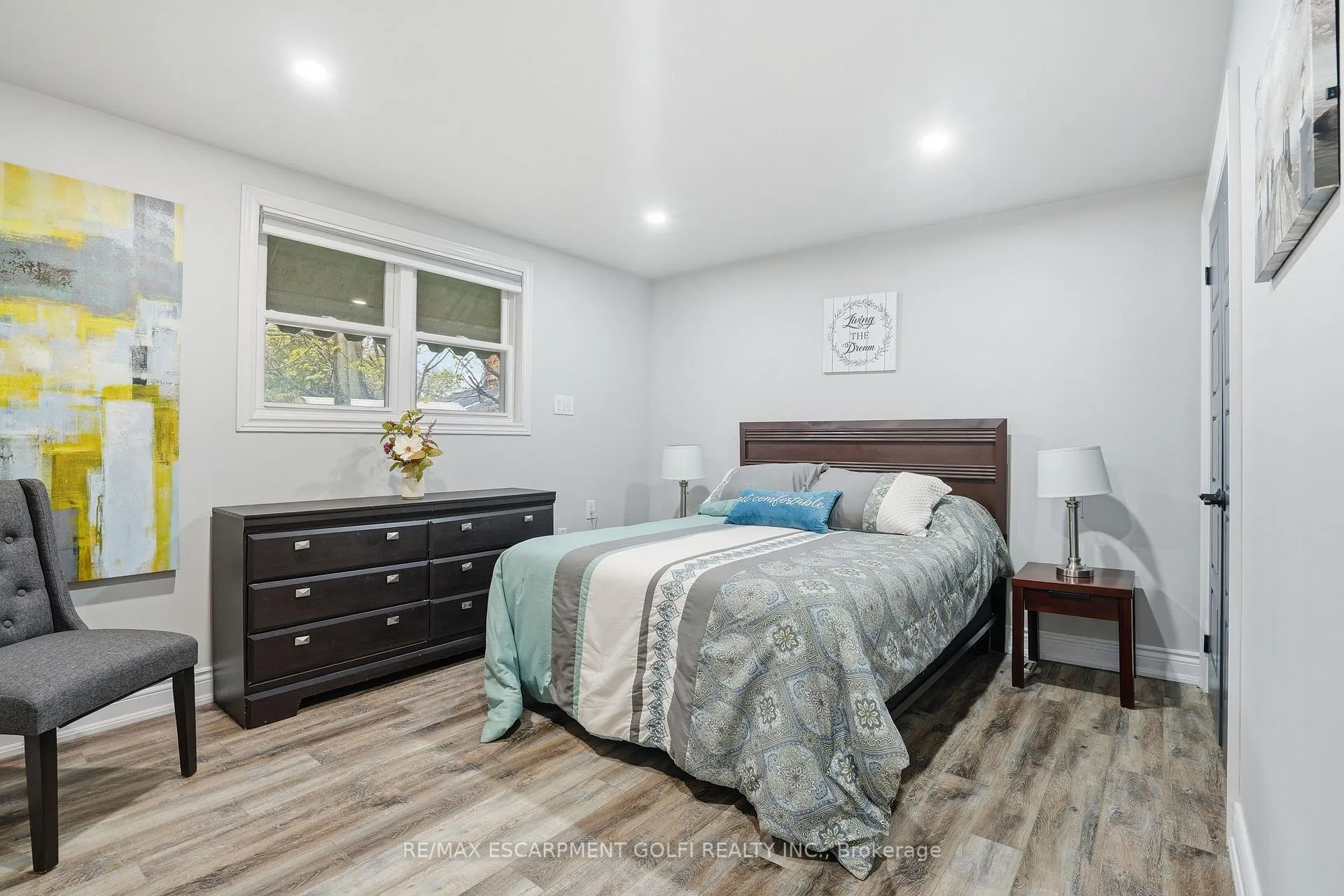 Photo 17 of 4351 Seneca Street, Niagara Falls, Downtown — HOMEH
