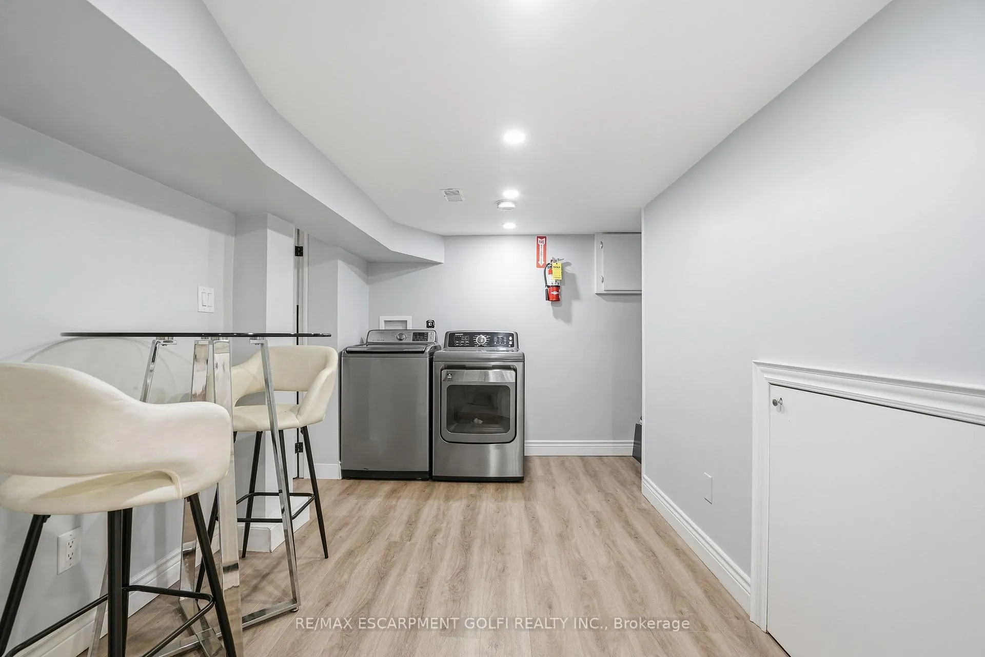 Photo 30 of 4351 Seneca Street, Niagara Falls, Downtown — HOMEH