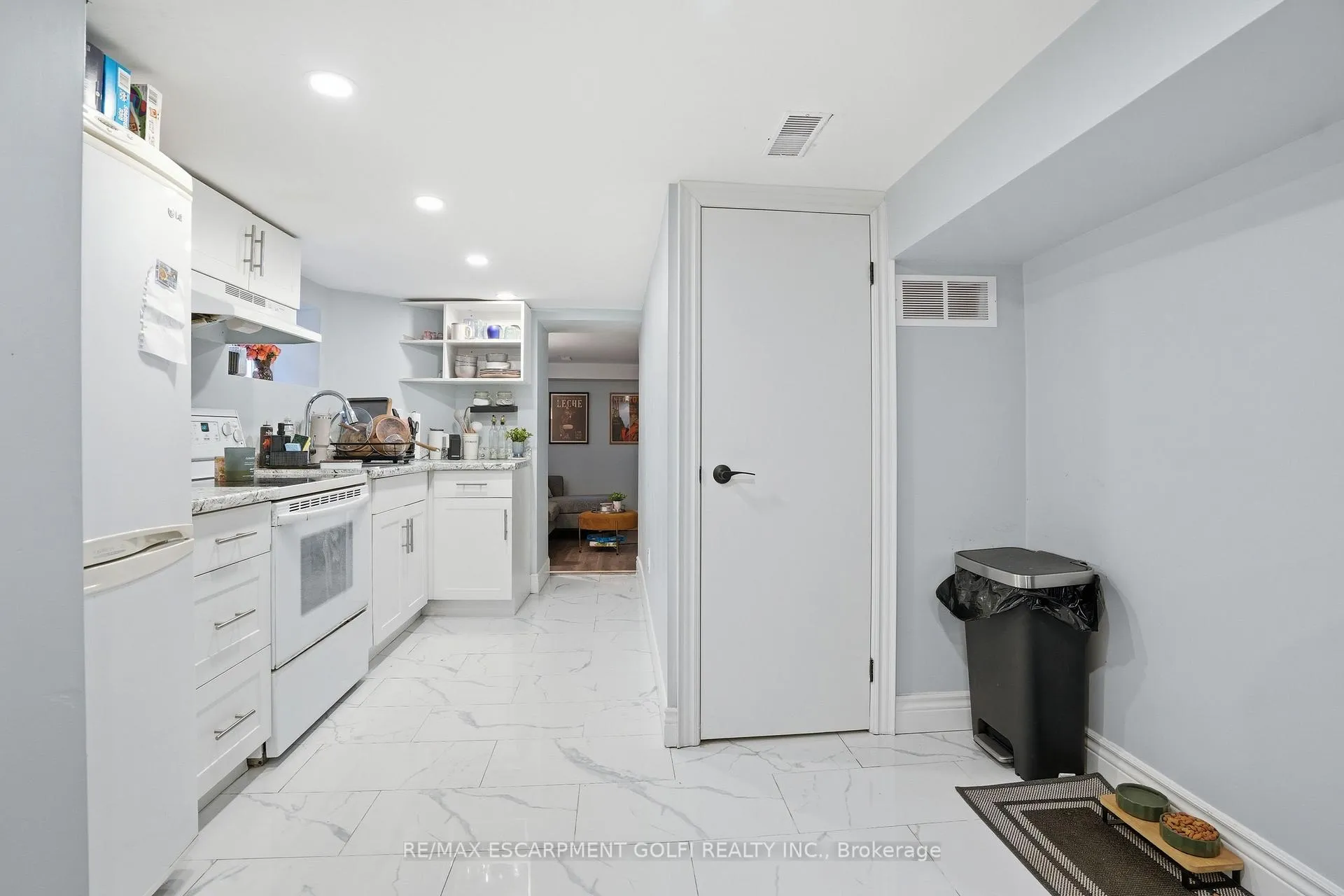 Photo 31 of 4351 Seneca Street, Niagara Falls, Downtown — HOMEH