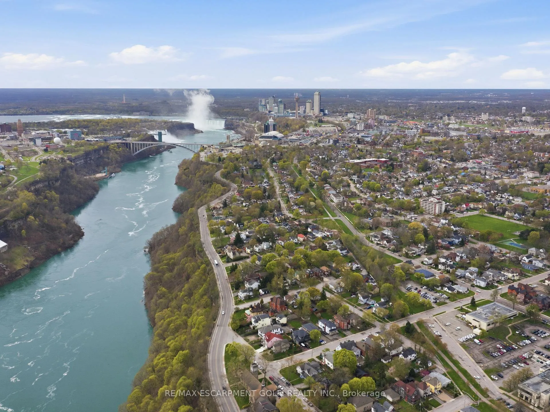Photo 47 of 4351 Seneca Street, Niagara Falls, Downtown — HOMEH