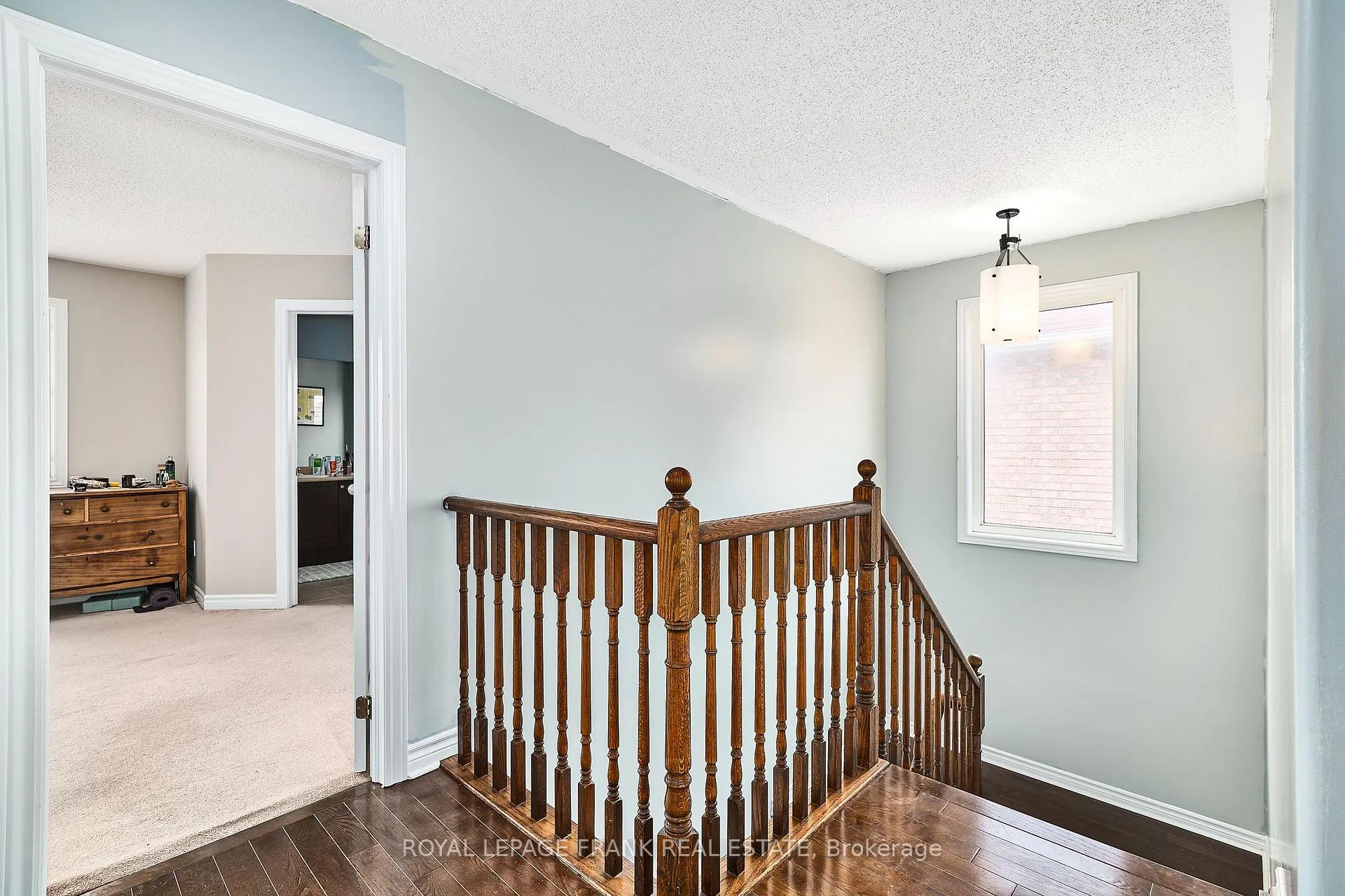 Photo 14 of 98 Glen Eagles Drive, Clarington, Courtice — HOMEH