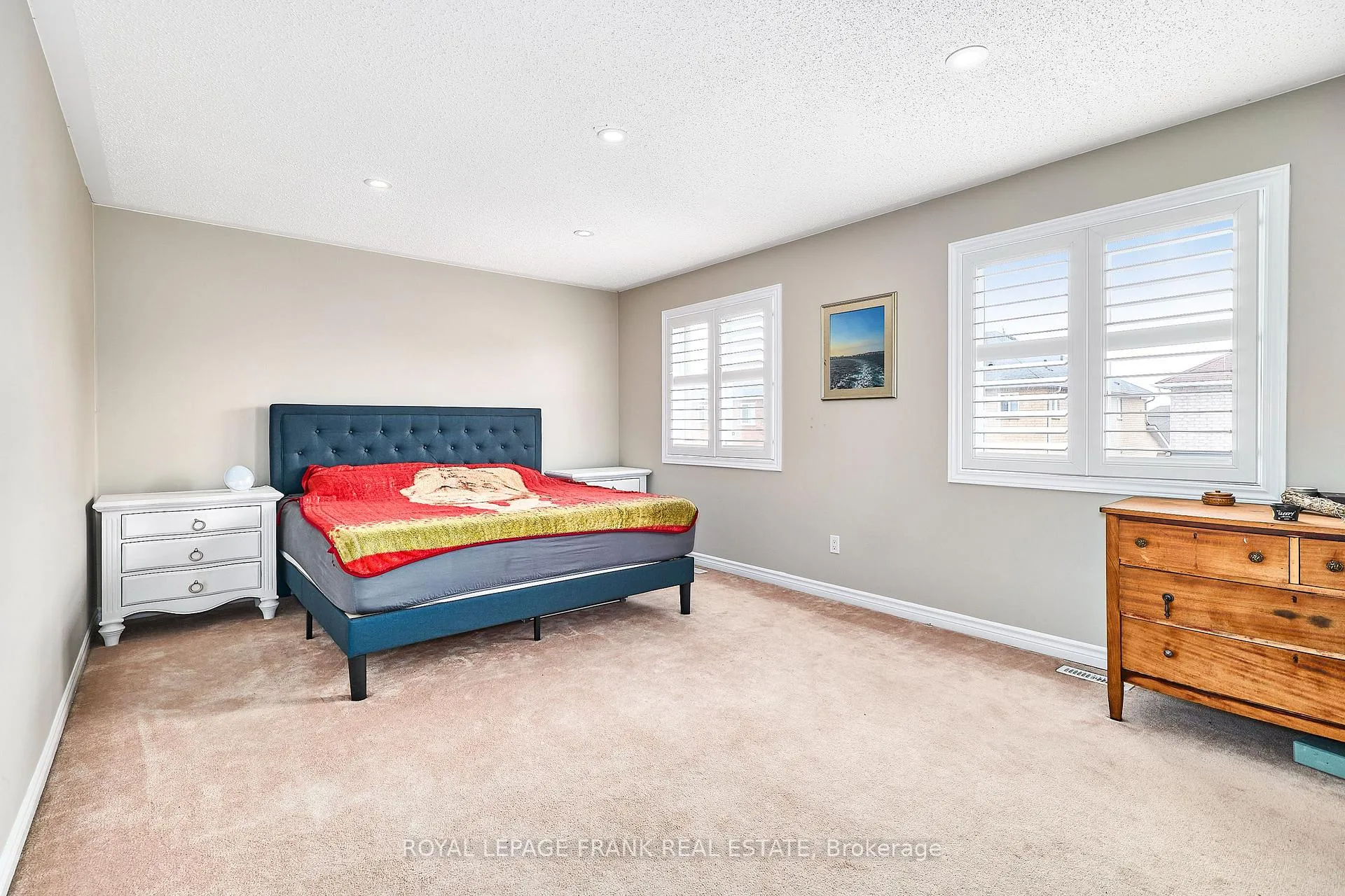 Photo 15 of 98 Glen Eagles Drive, Clarington, Courtice — HOMEH
