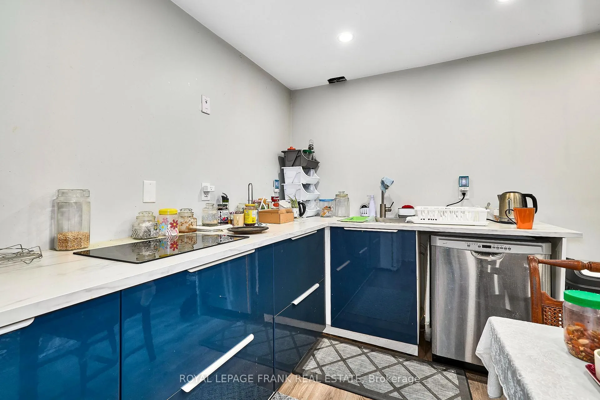 Photo 24 of 98 Glen Eagles Drive, Clarington, Courtice — HOMEH