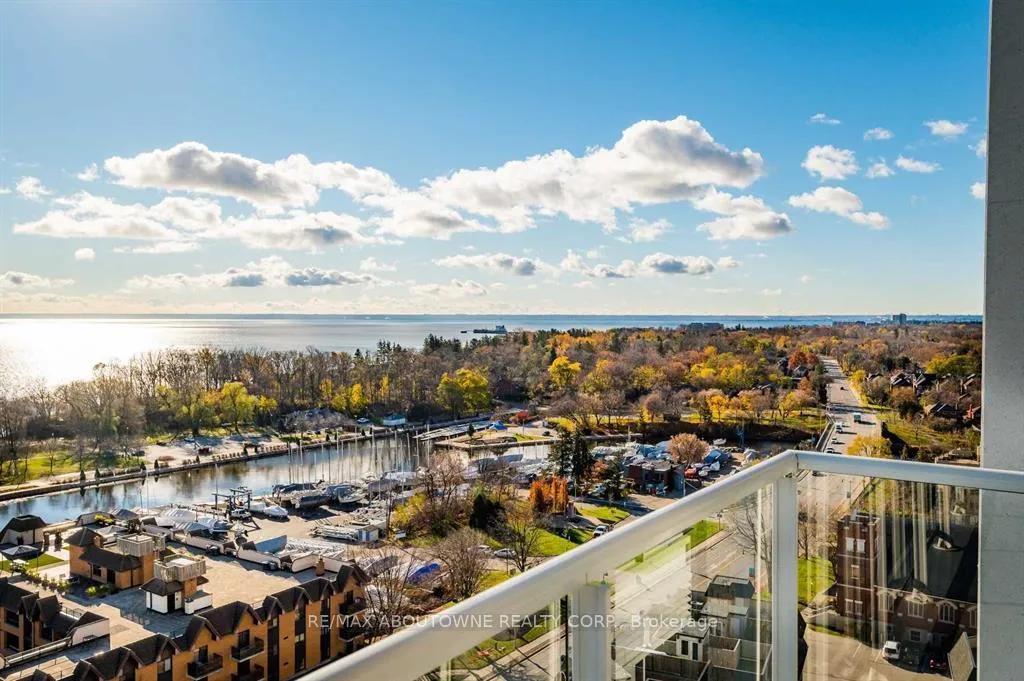 Photo 2 of Unit APH2-06, 125 Bronte Road, Oakville, Bronte — HOMEH