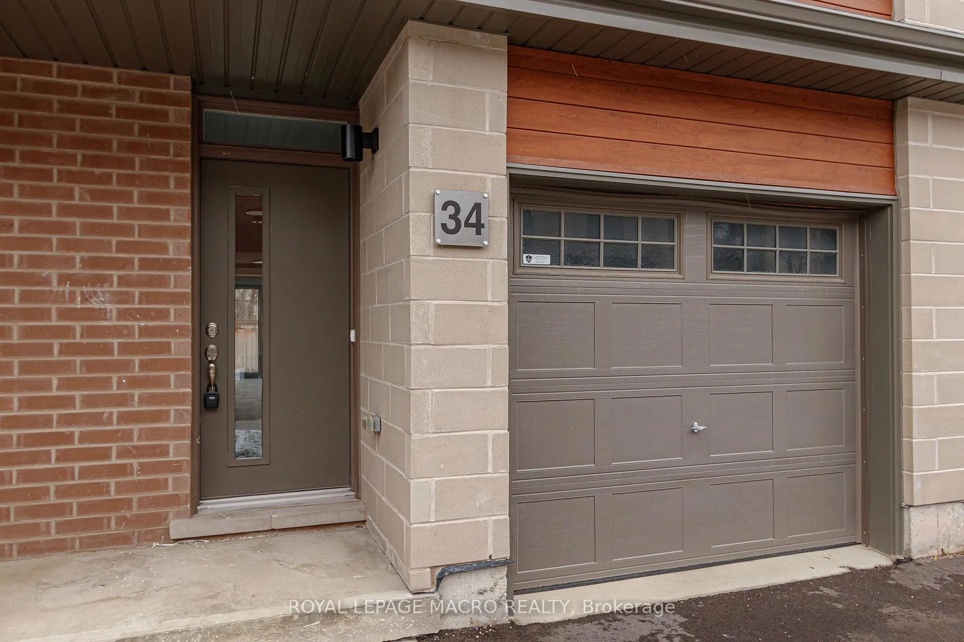 Photo 4 of 34 Winters Crescent, Collingwood — HOMEH