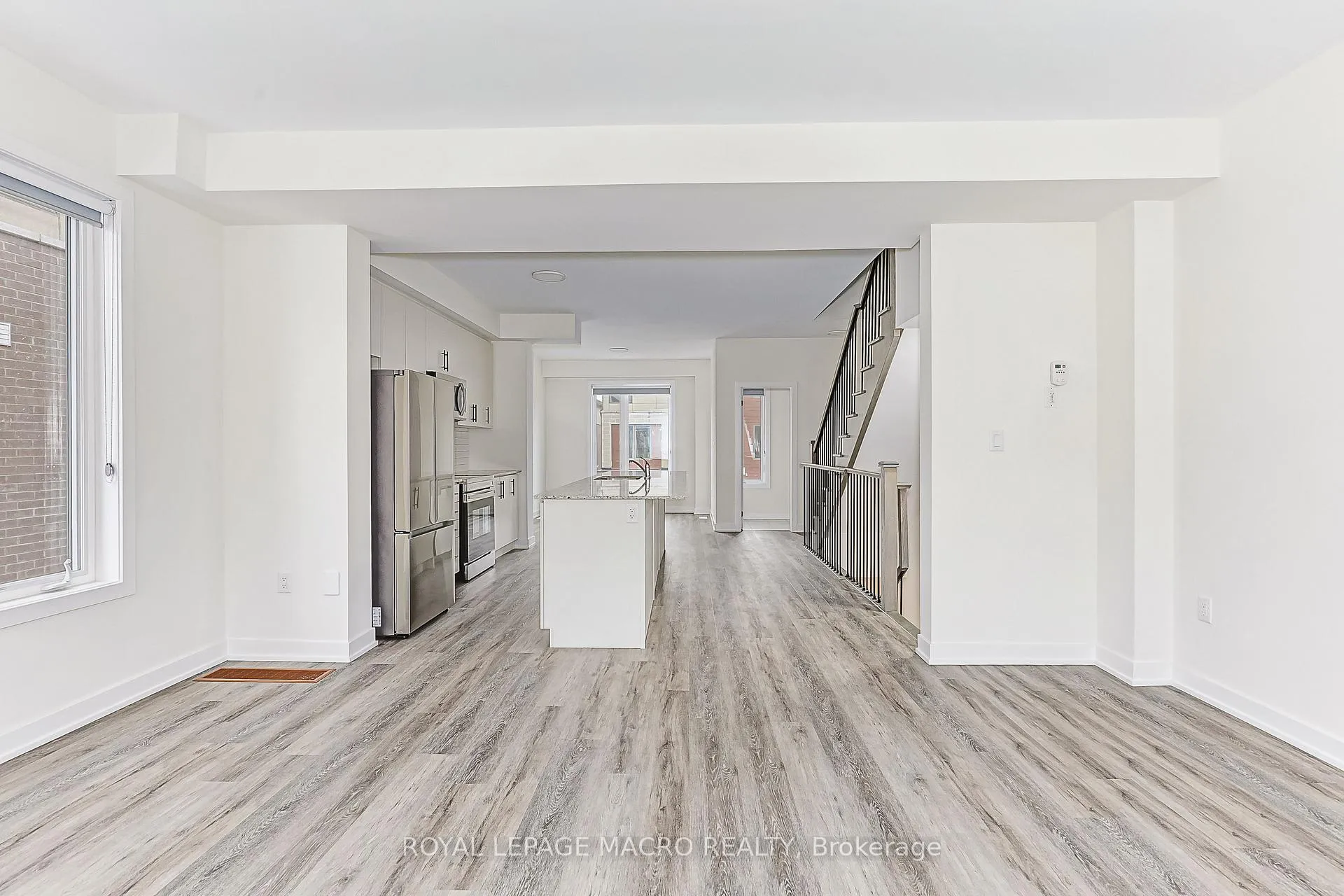 Photo 14 of 34 Winters Crescent, Collingwood — HOMEH