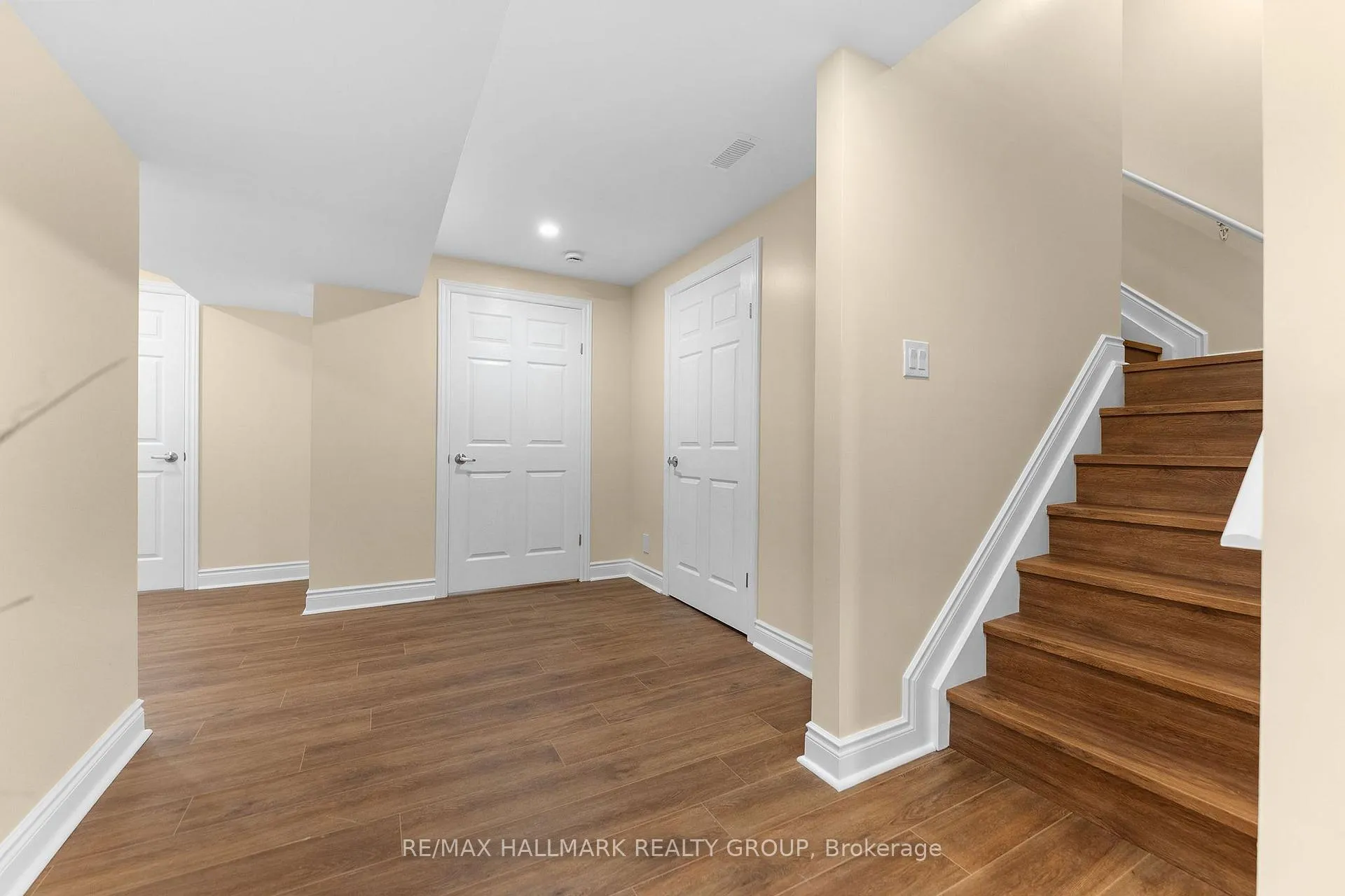 Photo 37 of 313 Eckerson Avenue, Ottawa, Stittsville (South) — HOMEH