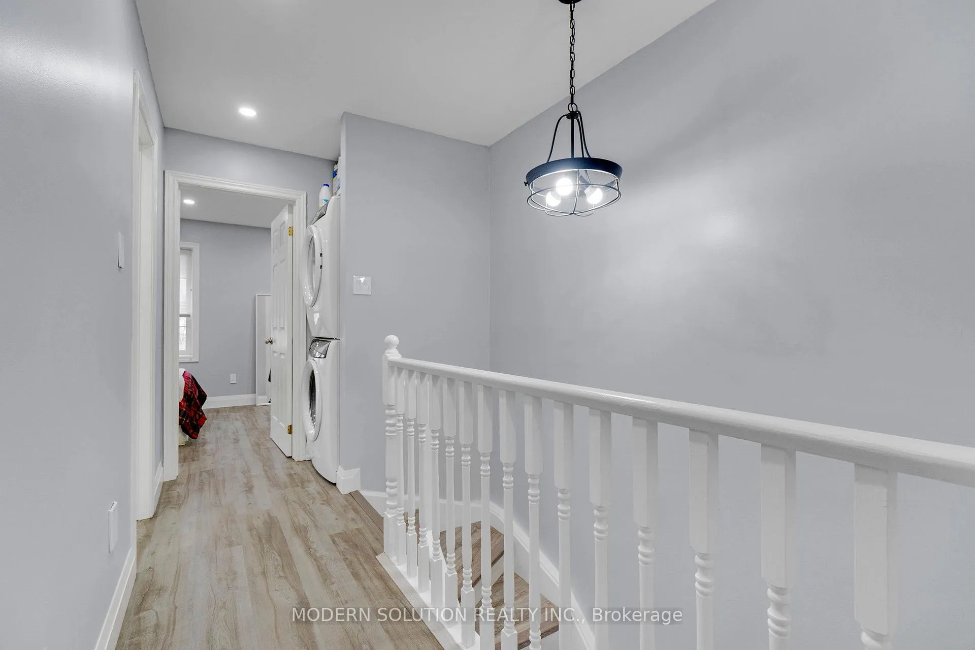 Photo 15 of Unit 29, 3480 Upper Middle Road, Burlington, Palmer — HOMEH