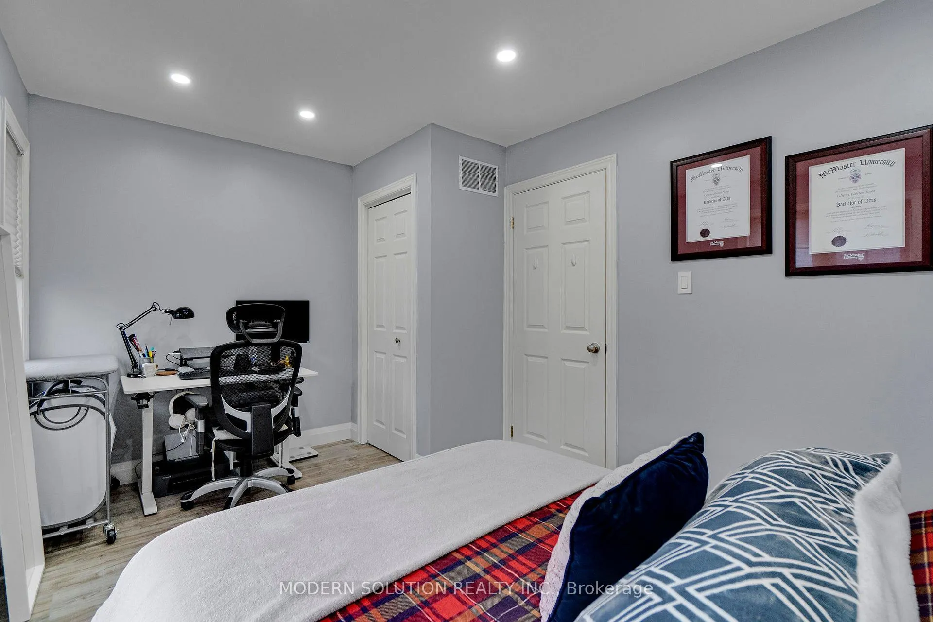 Photo 21 of Unit 29, 3480 Upper Middle Road, Burlington, Palmer — HOMEH